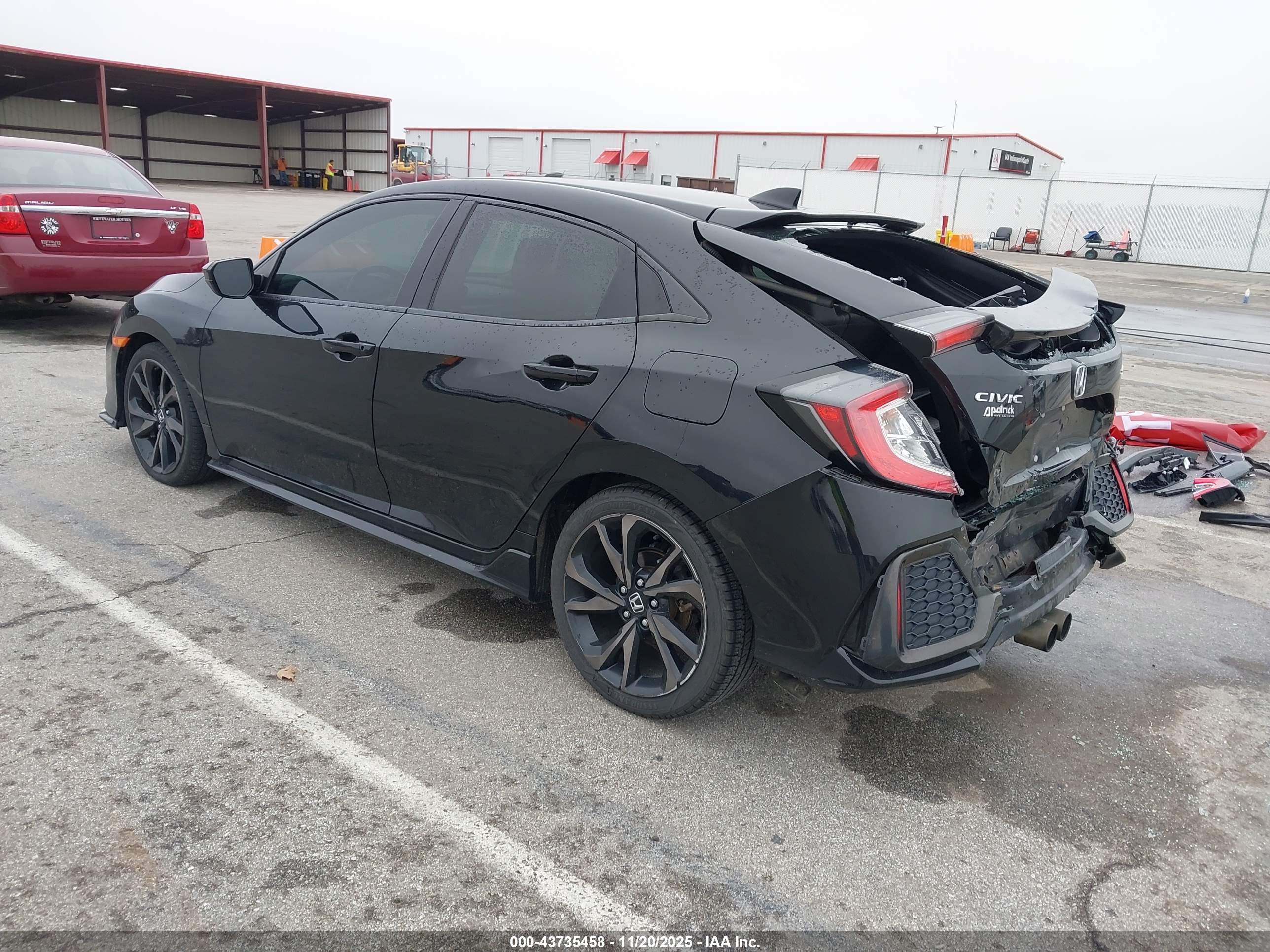 HONDA CIVIC image 3