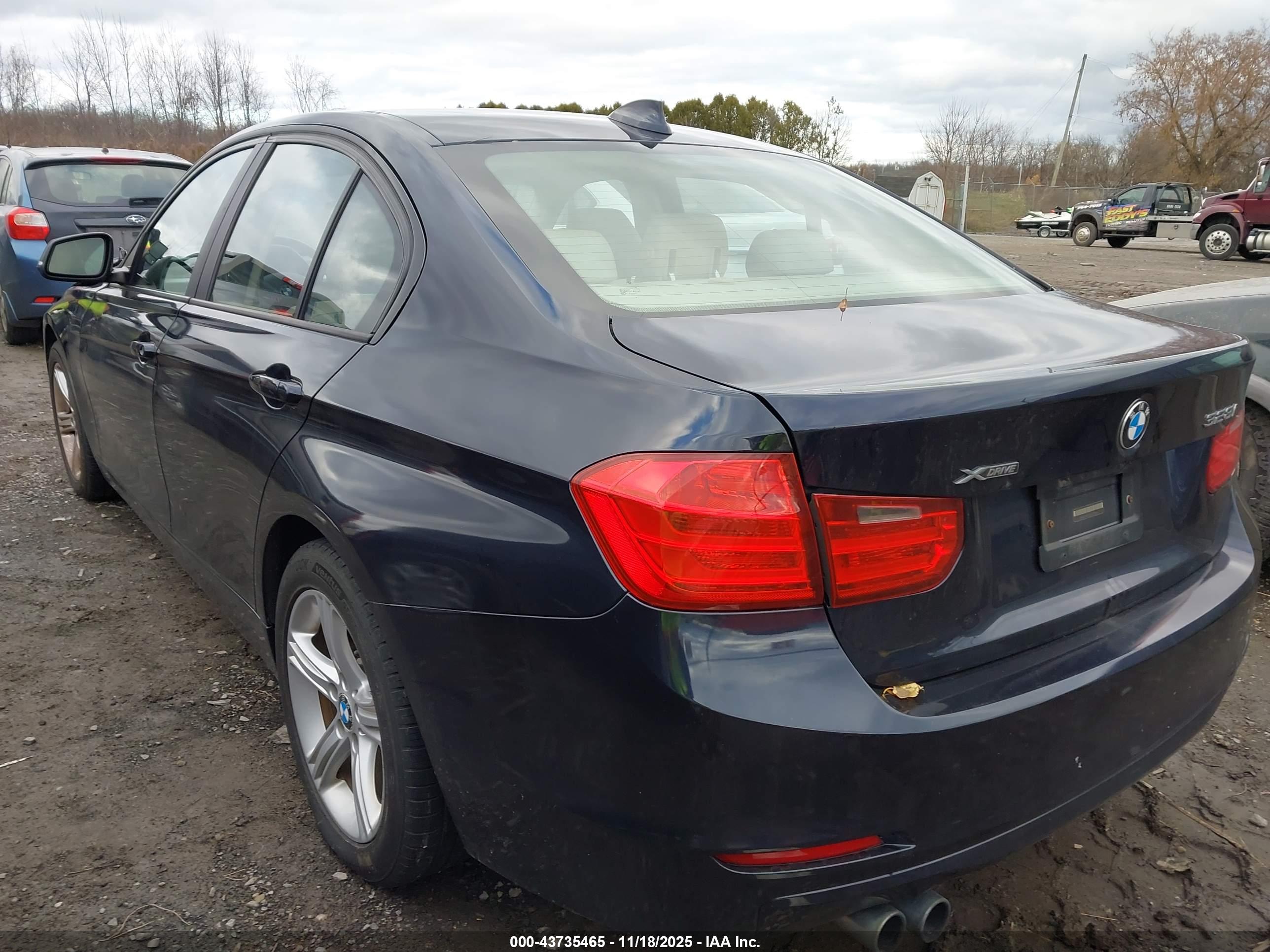 BMW 328I image 3