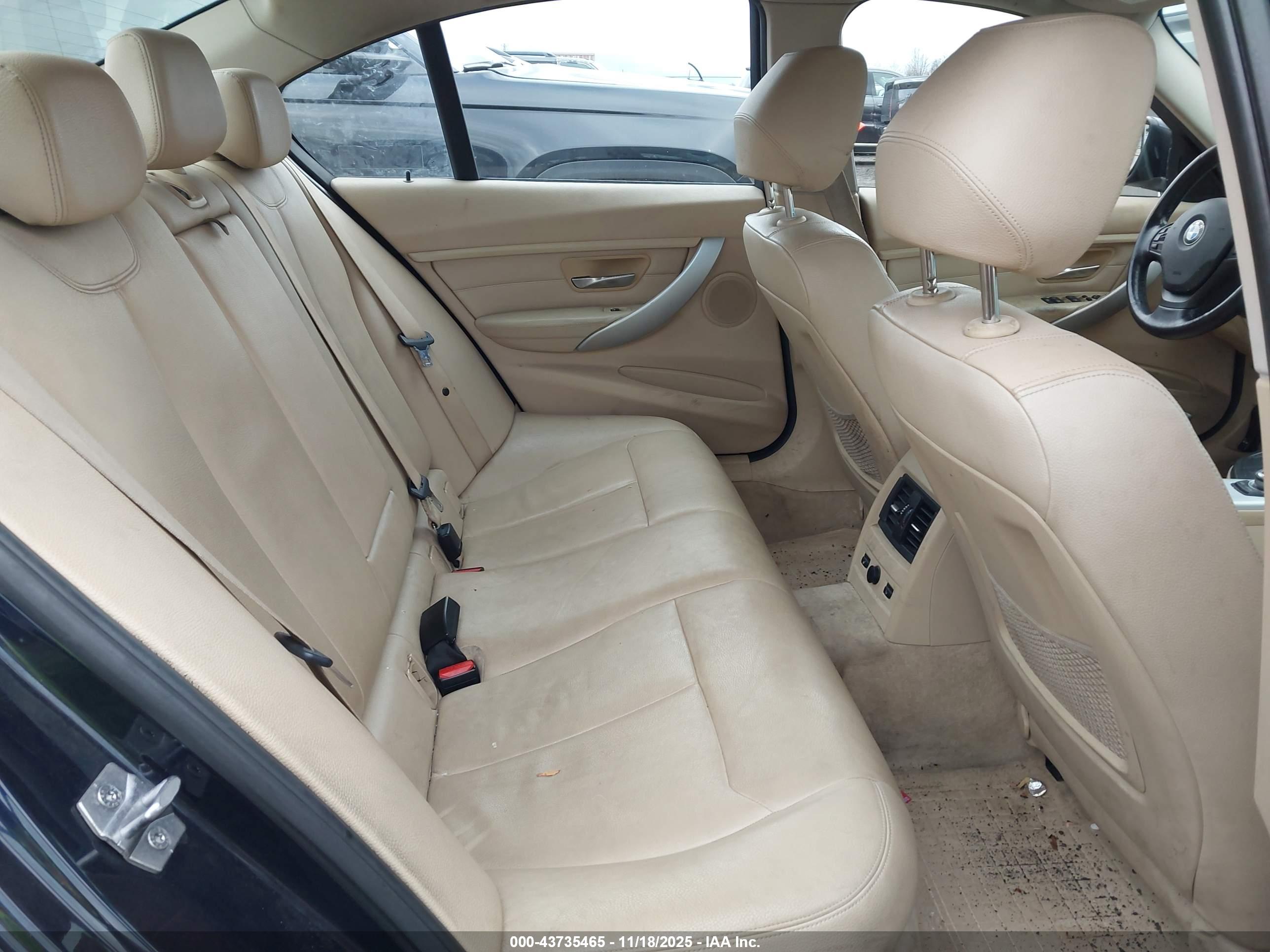BMW 328I image 8