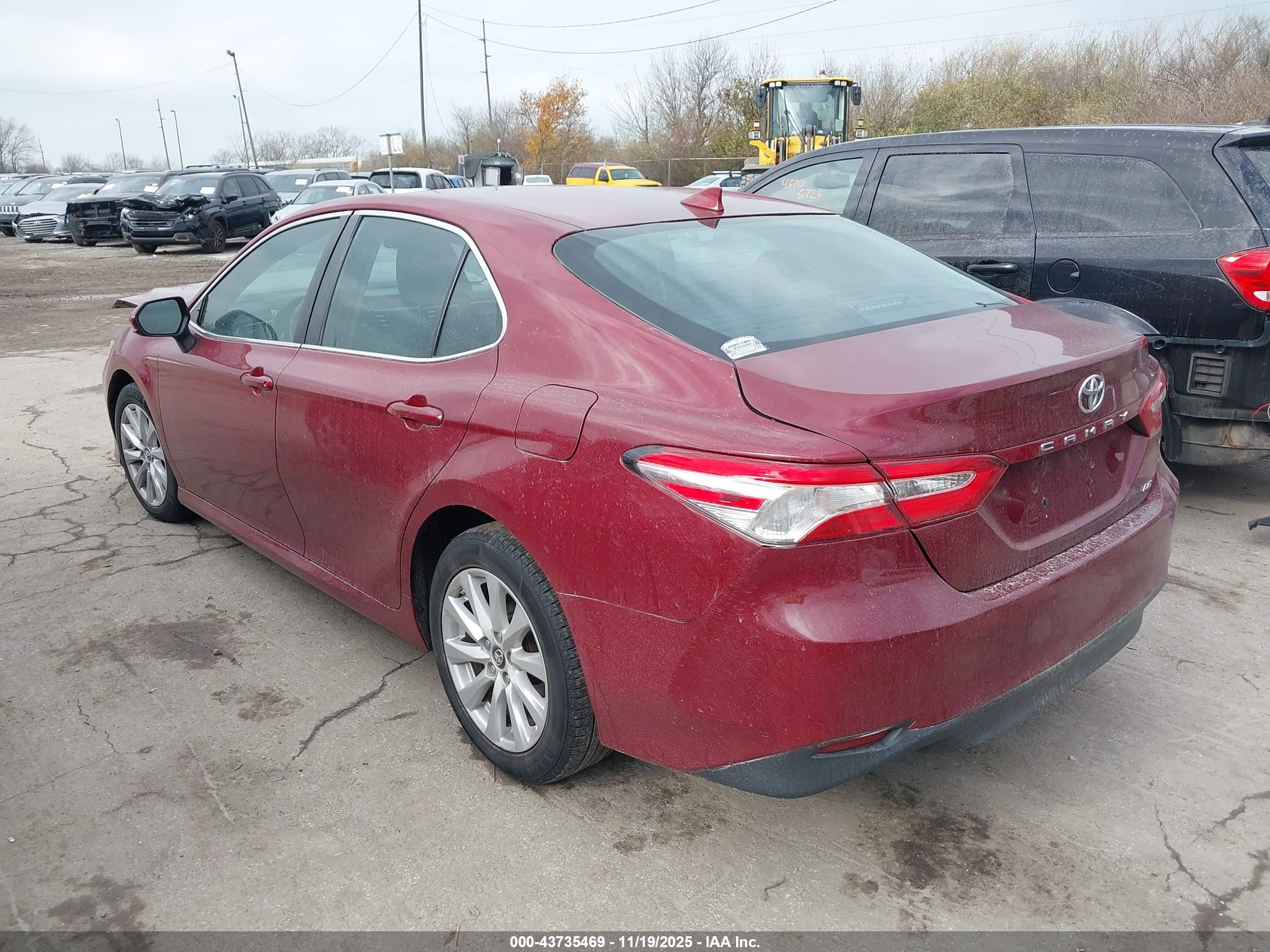TOYOTA CAMRY image 3