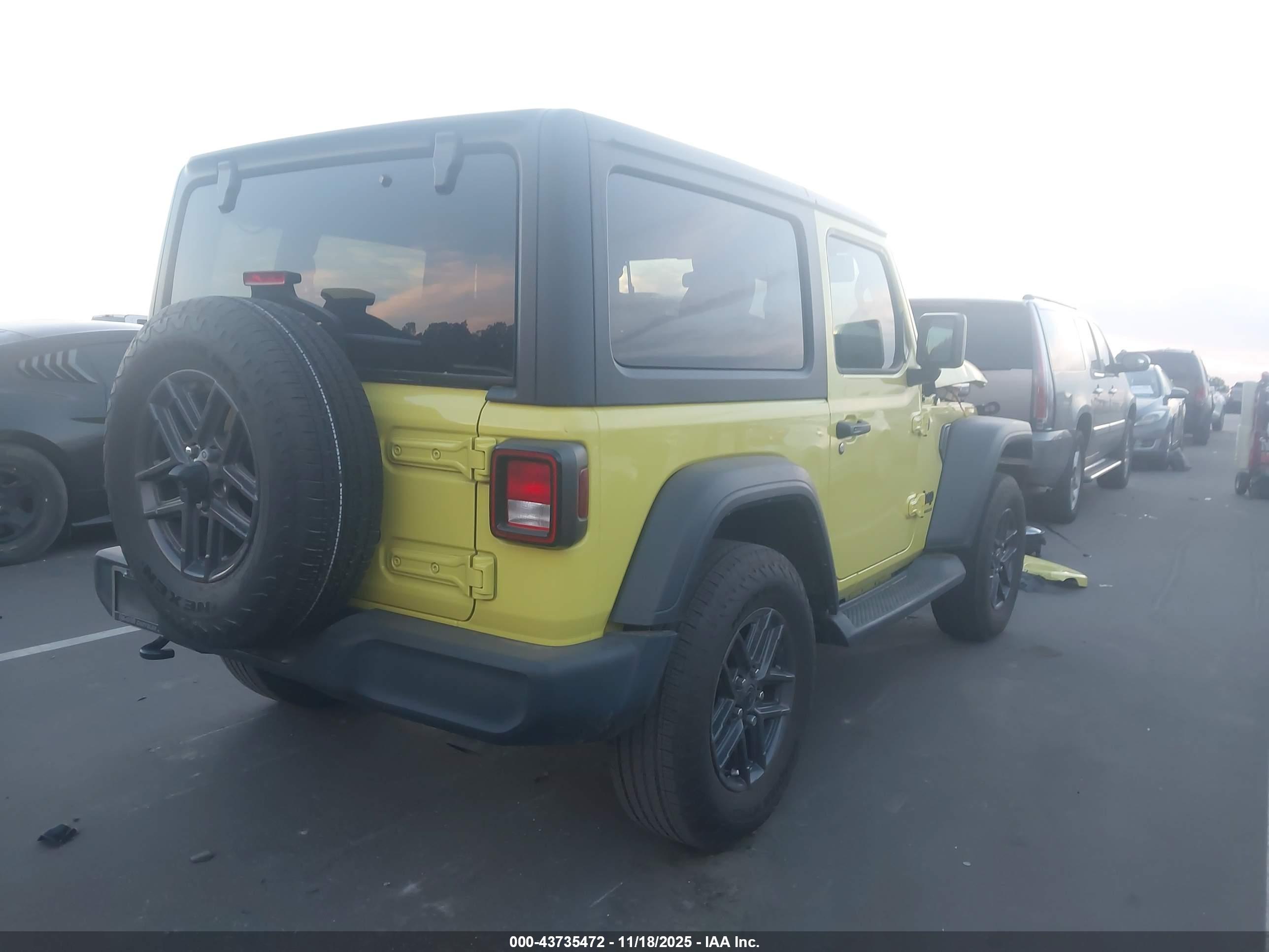 JEEP WRANGLER image 4