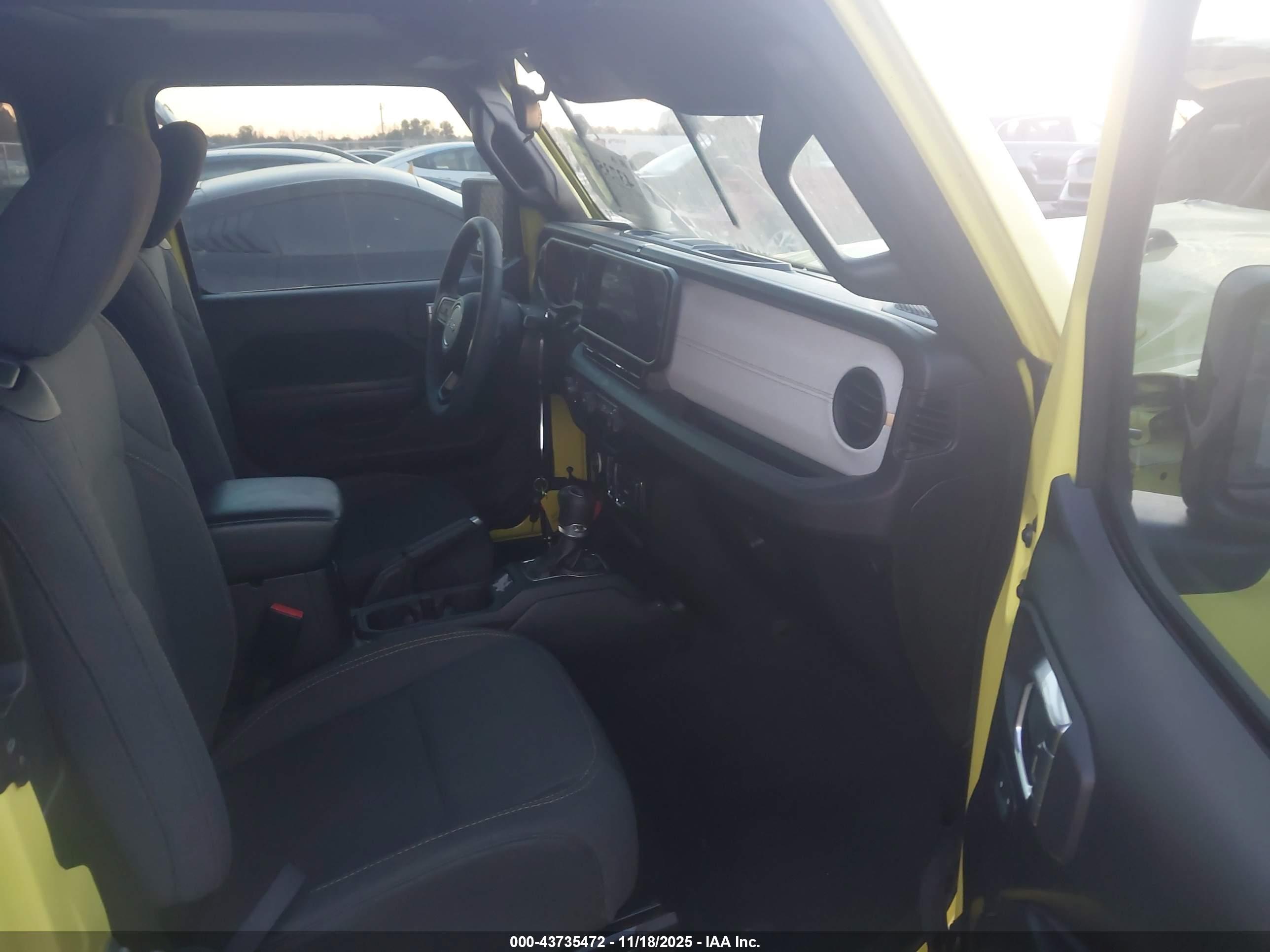 JEEP WRANGLER image 5