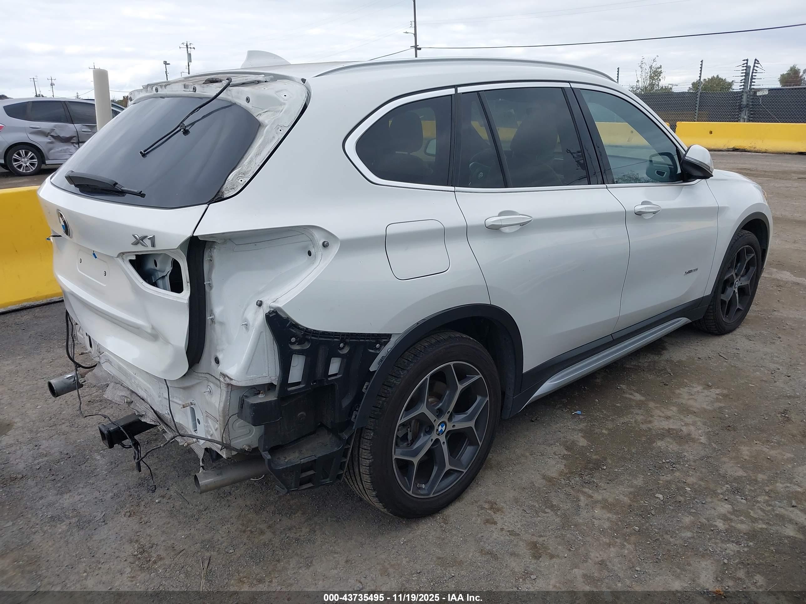 BMW X1 image 4