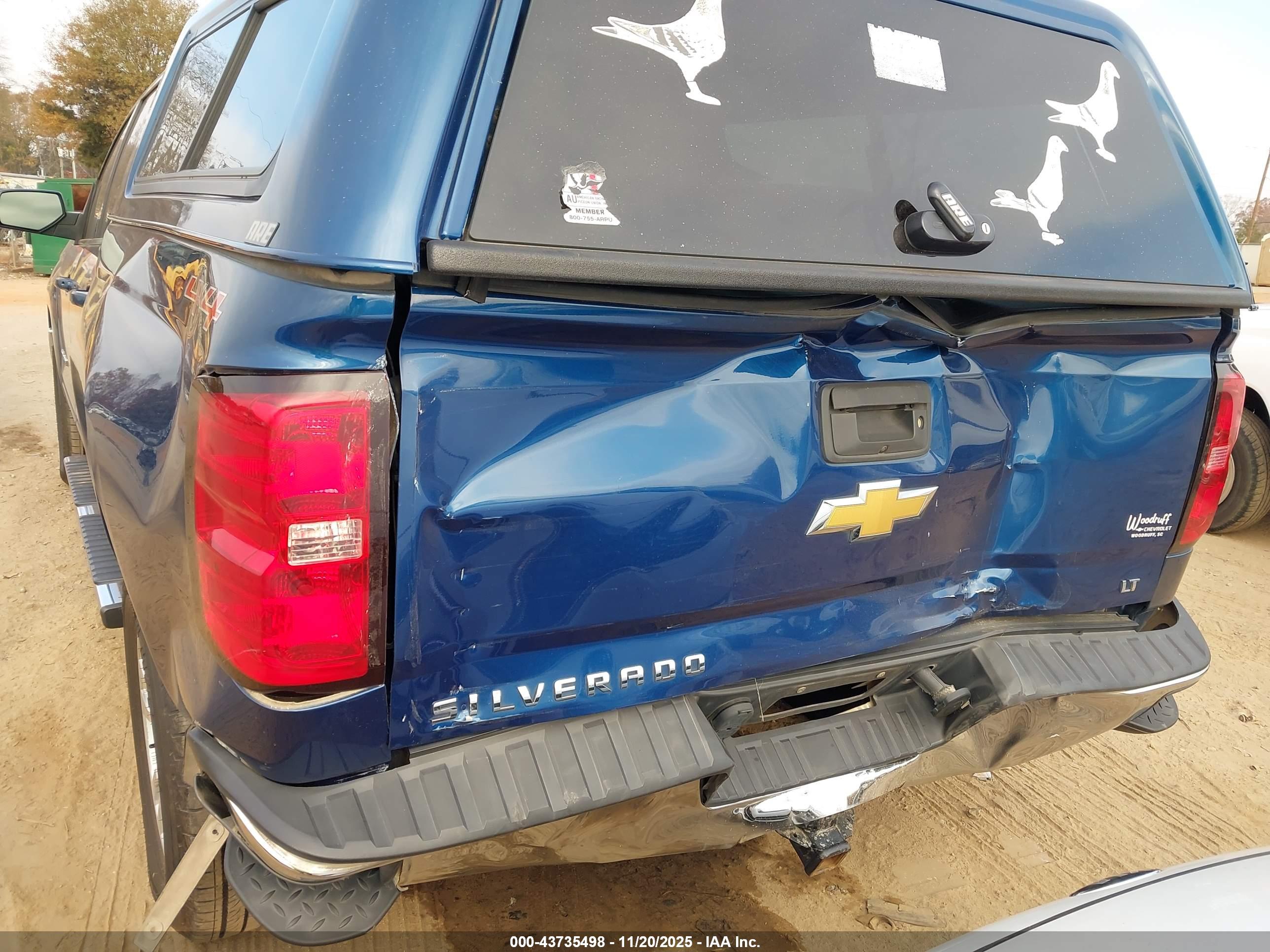 CHEVROLET SILVERADO image 6