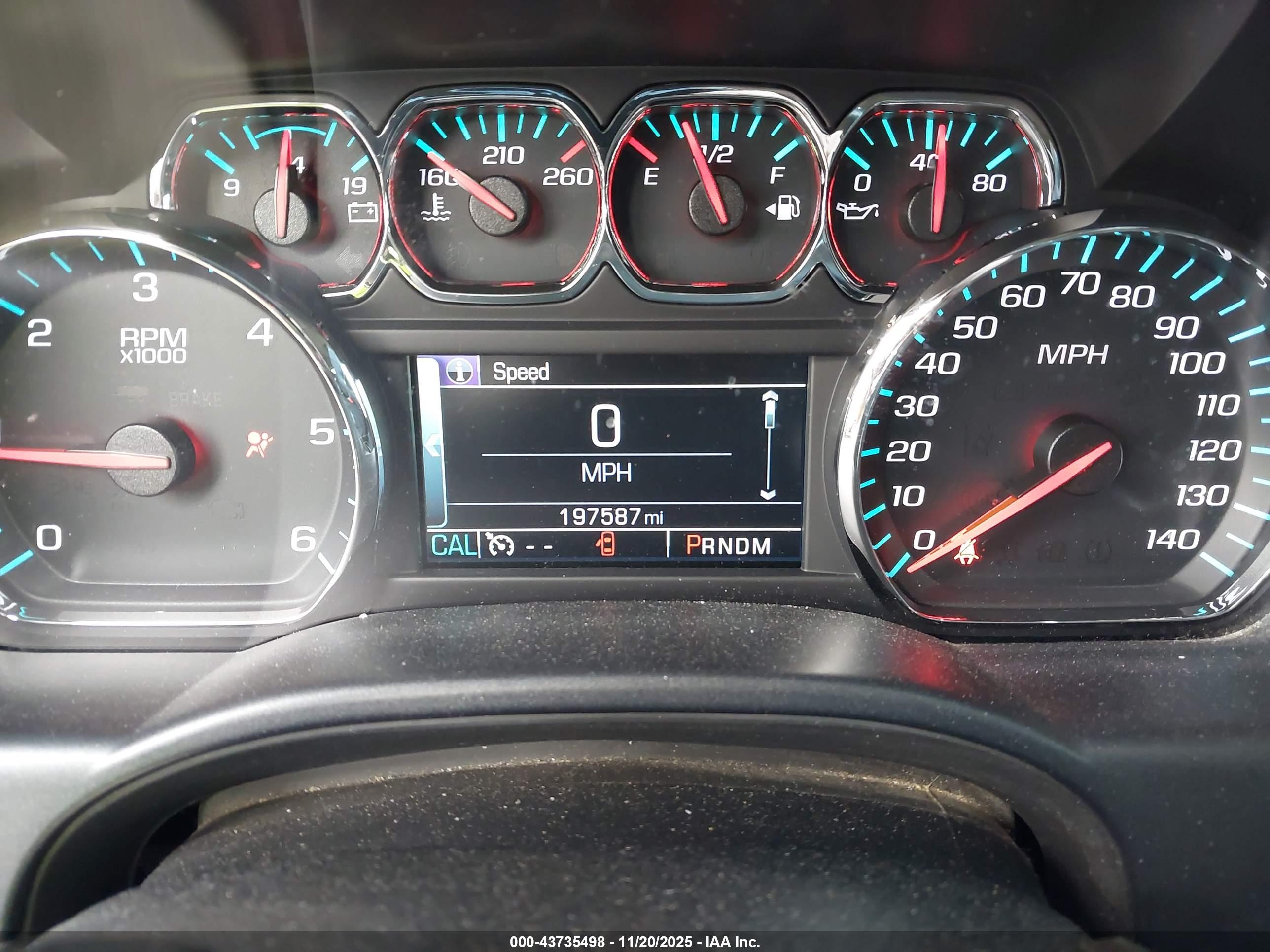 CHEVROLET SILVERADO image 7