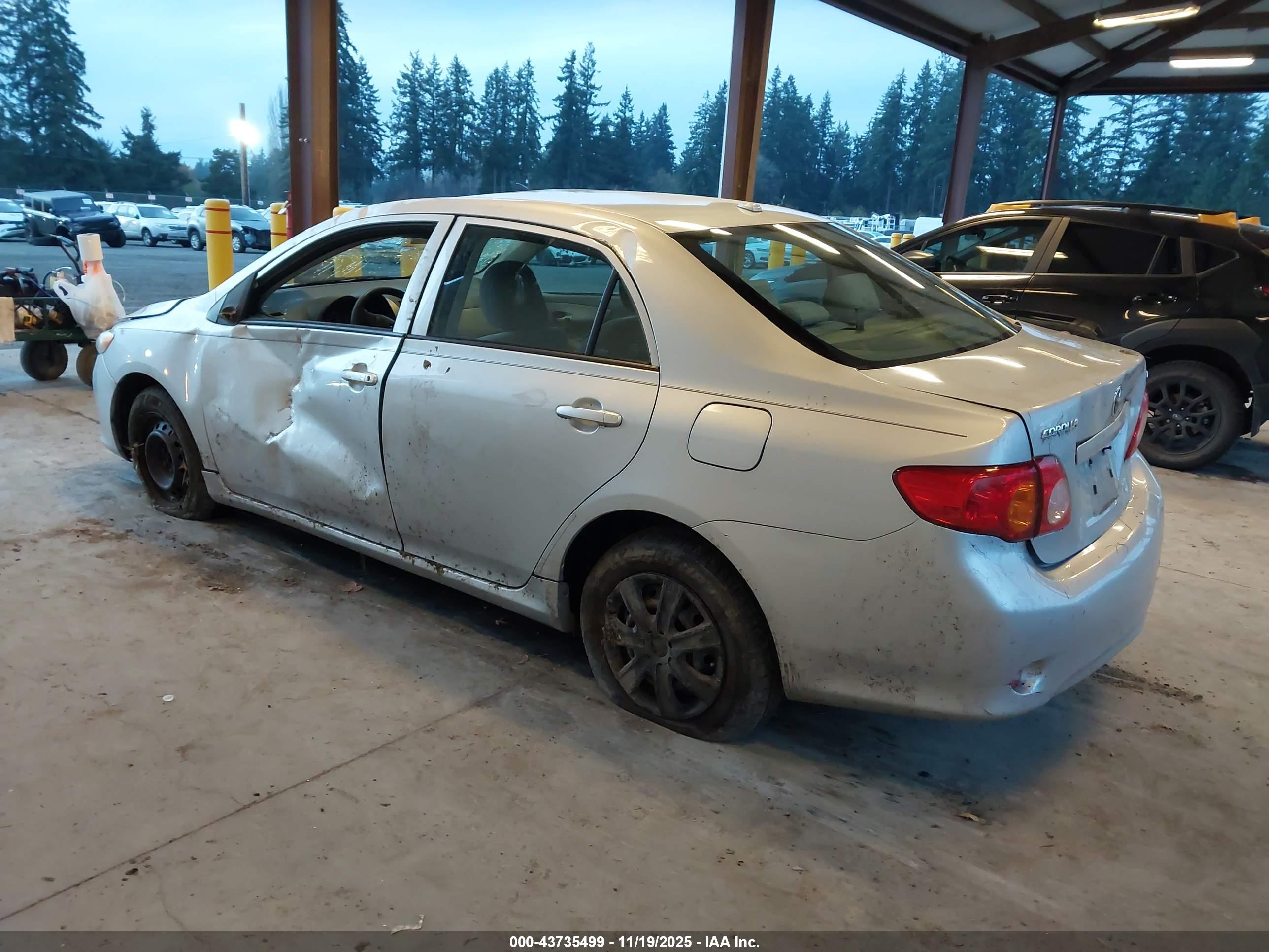 TOYOTA COROLLA image 3