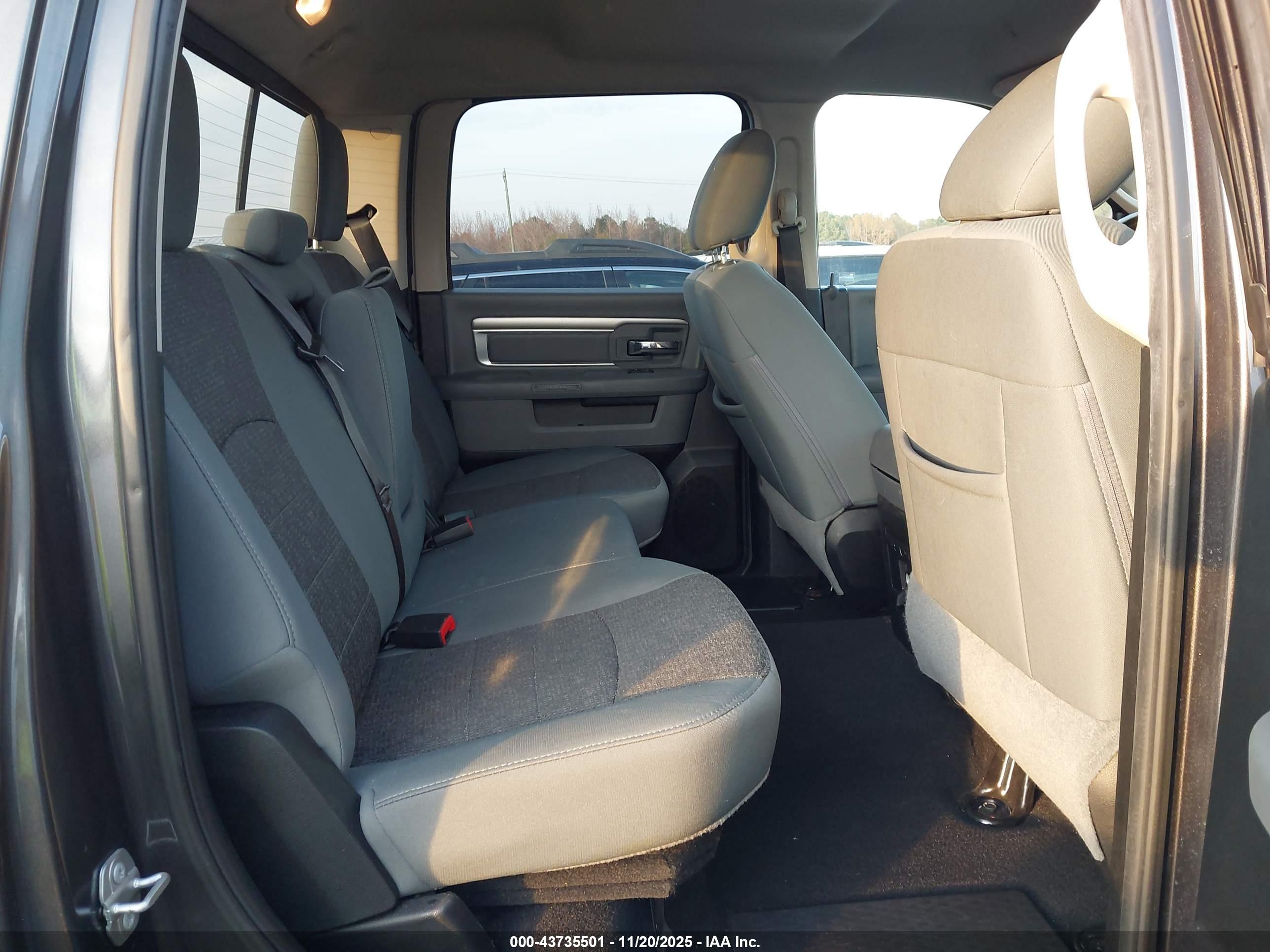 RAM 1500 image 8