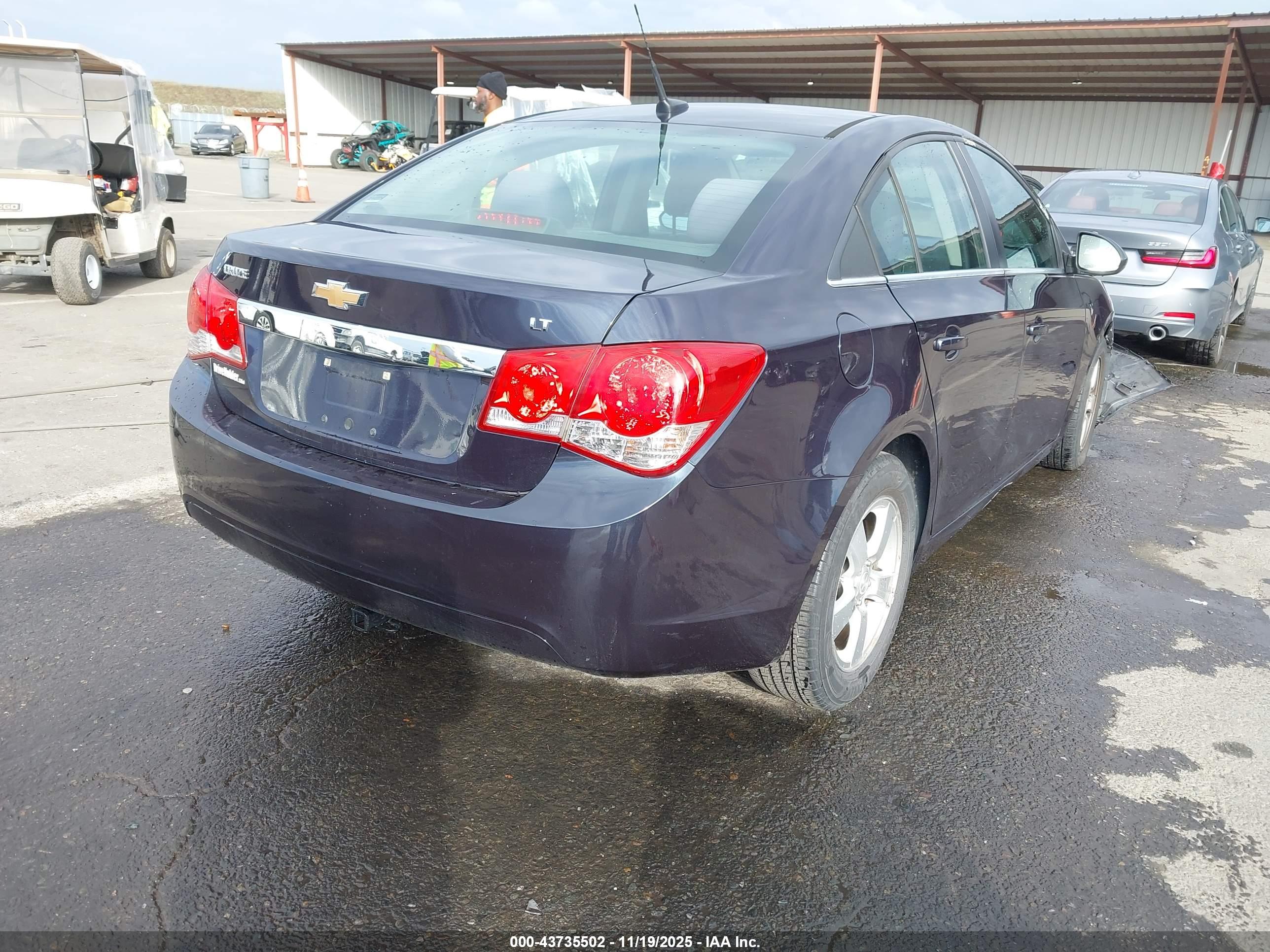 CHEVROLET CRUZE image 4