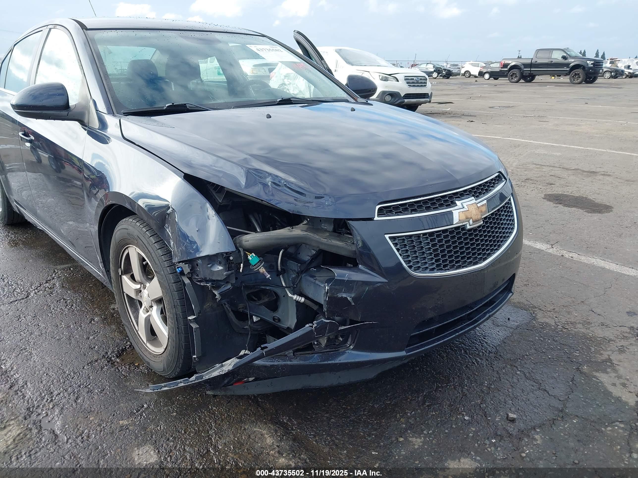 CHEVROLET CRUZE image 6