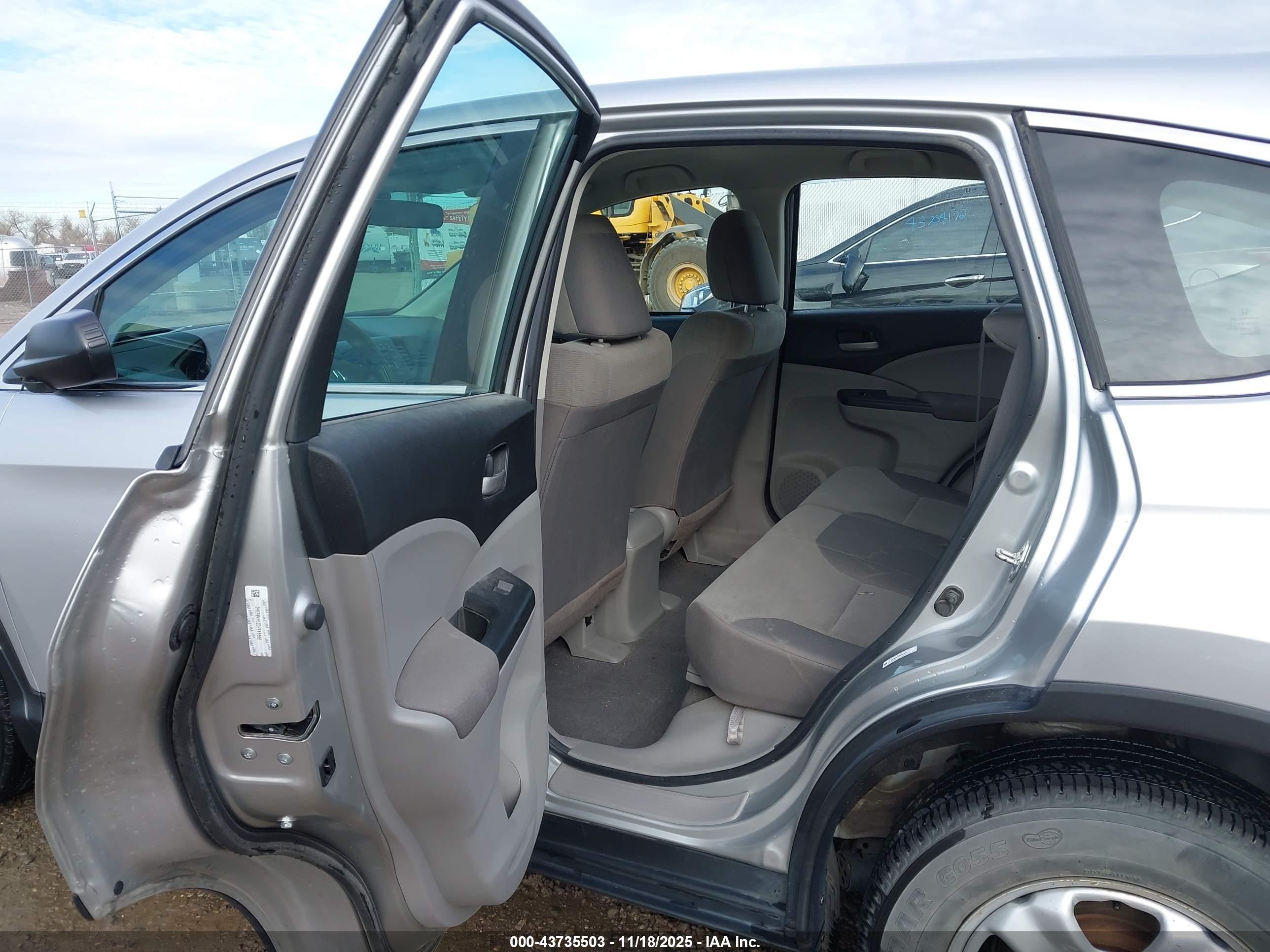HONDA CR-V image 8