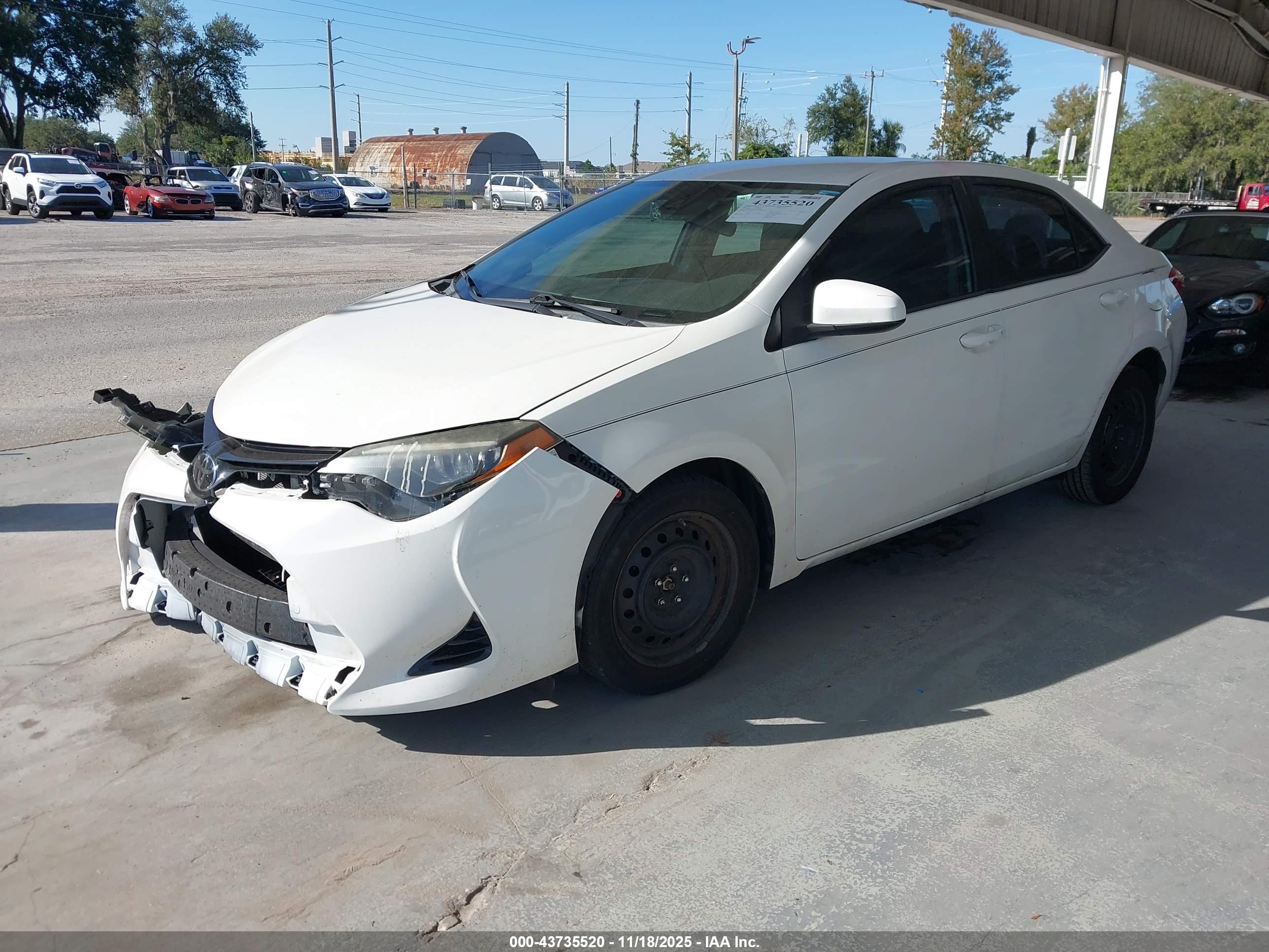 TOYOTA COROLLA image 2