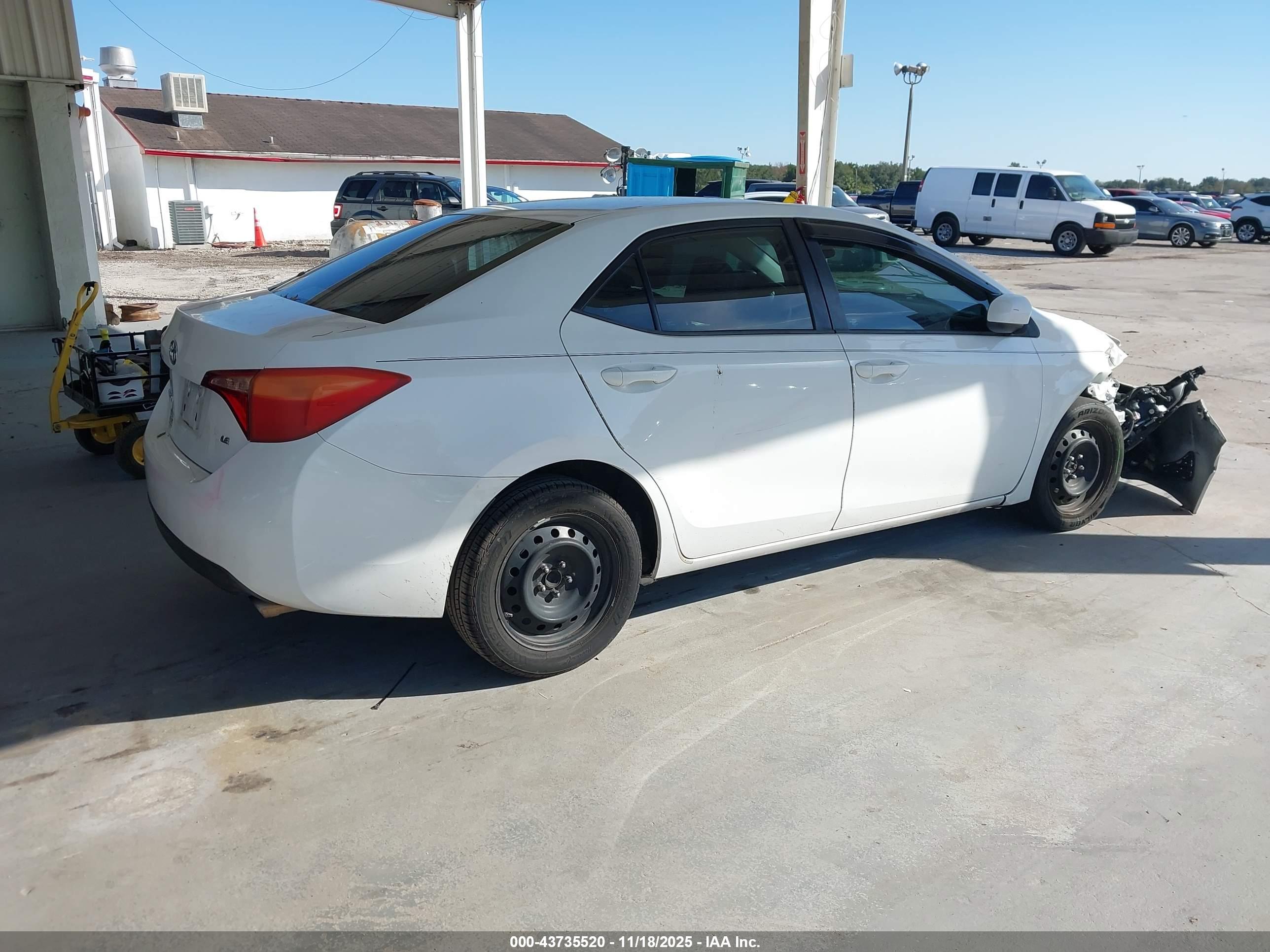 TOYOTA COROLLA image 4