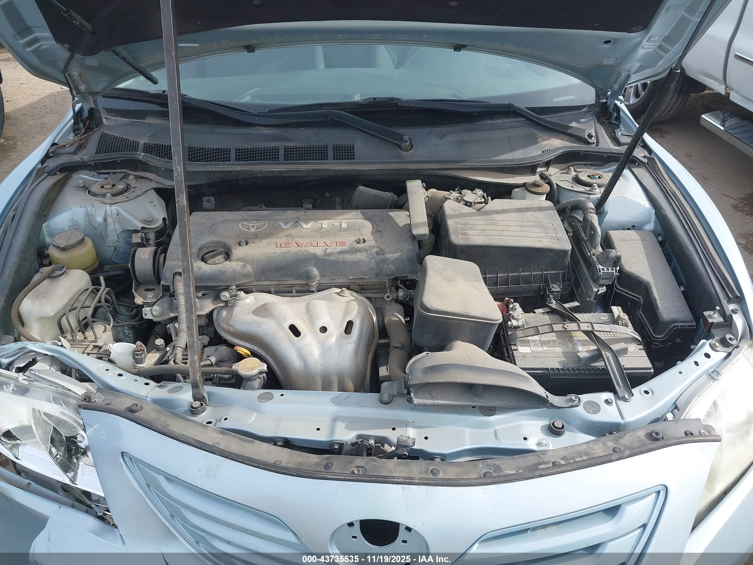 TOYOTA CAMRY image 10