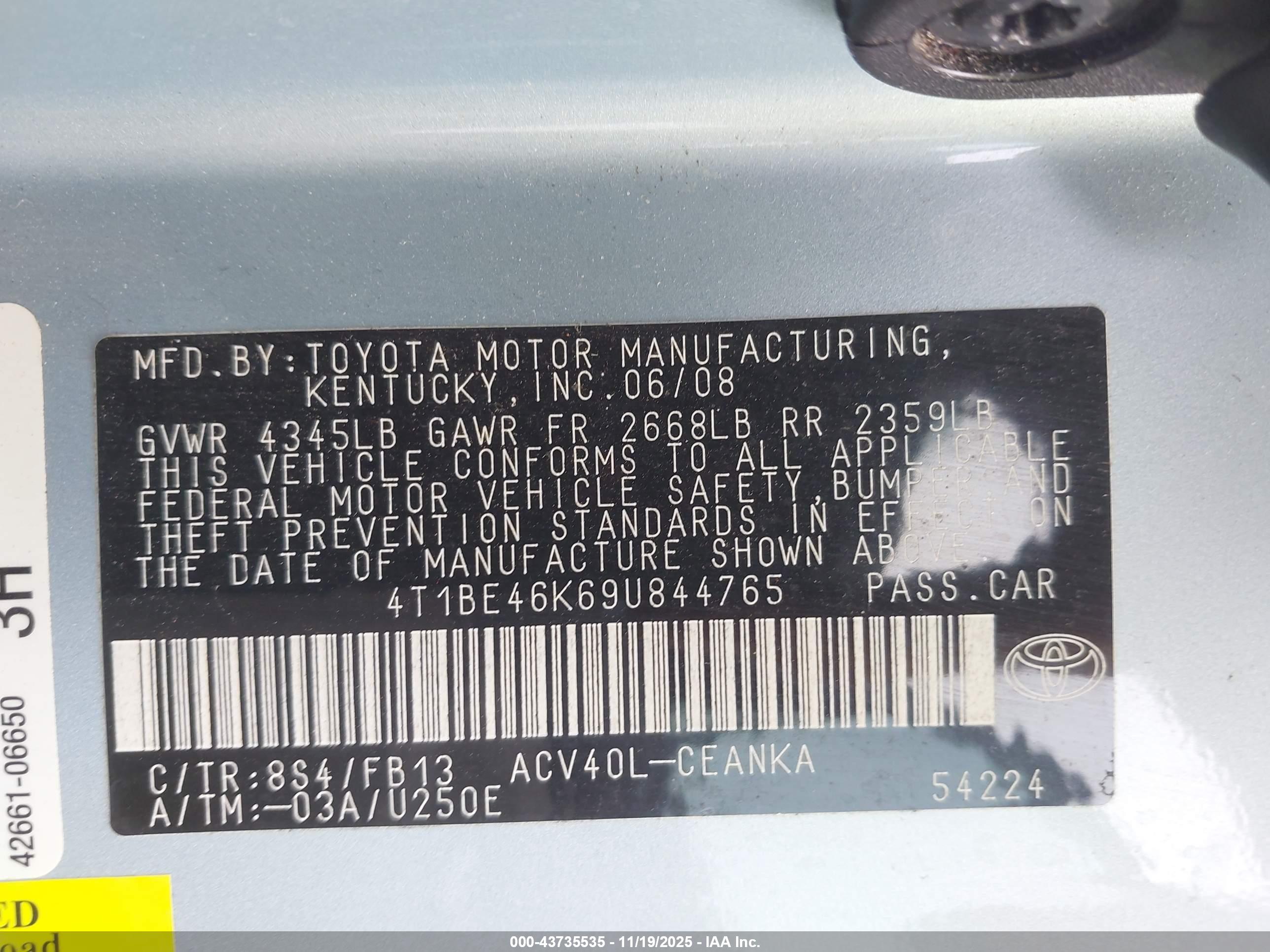 TOYOTA CAMRY image 9