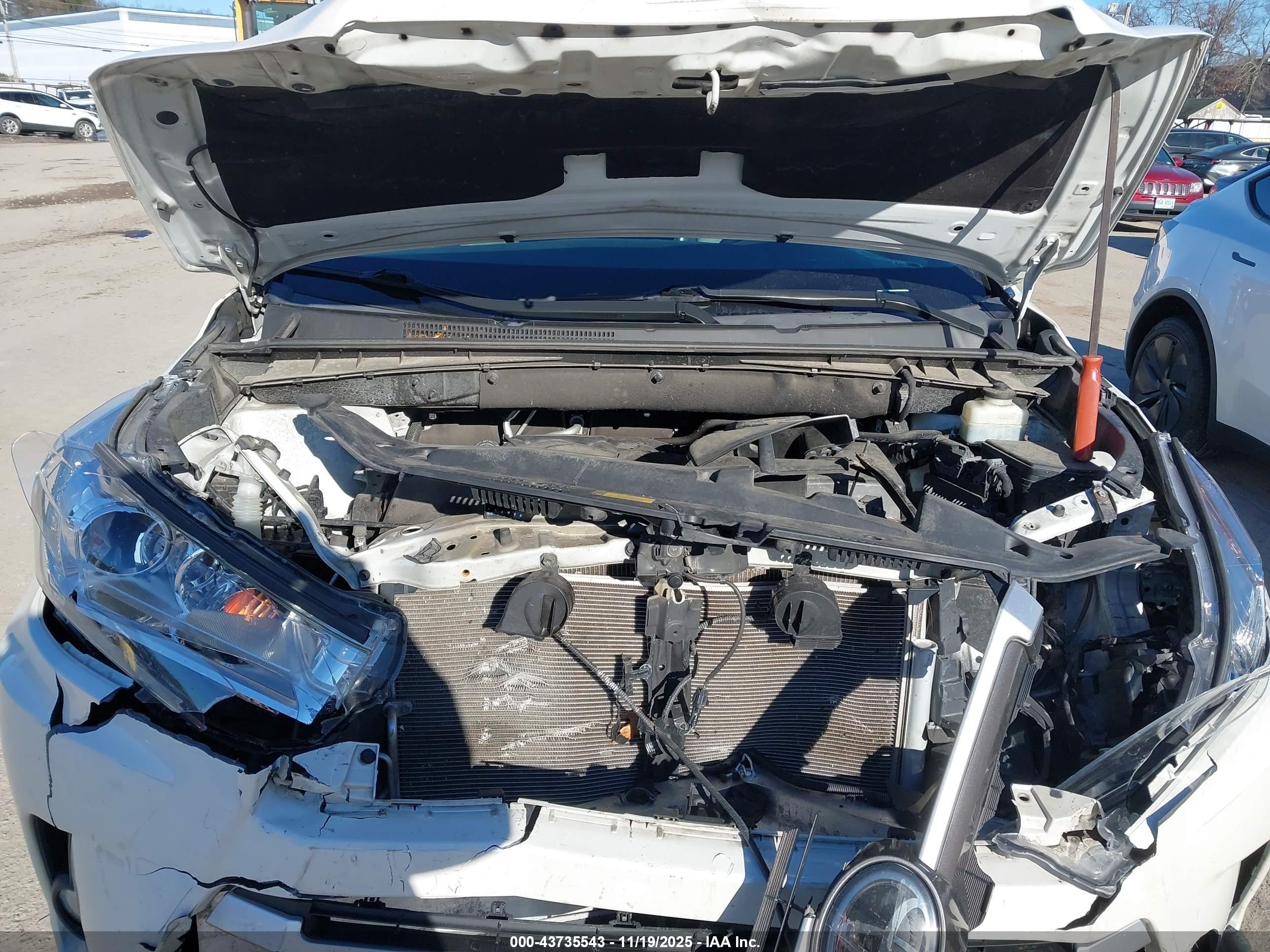 TOYOTA HIGHLANDER image 10
