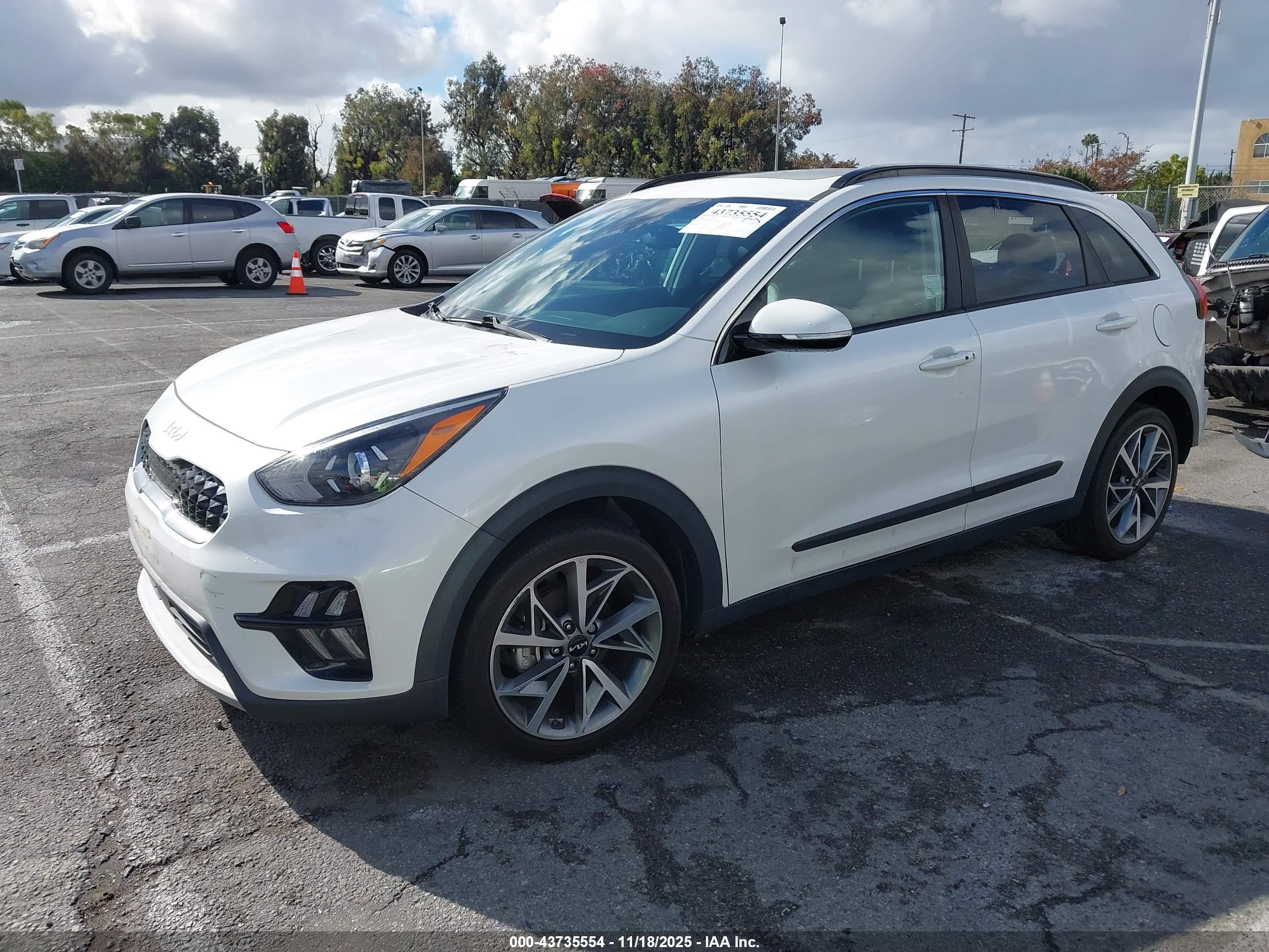 KIA NIRO image 2