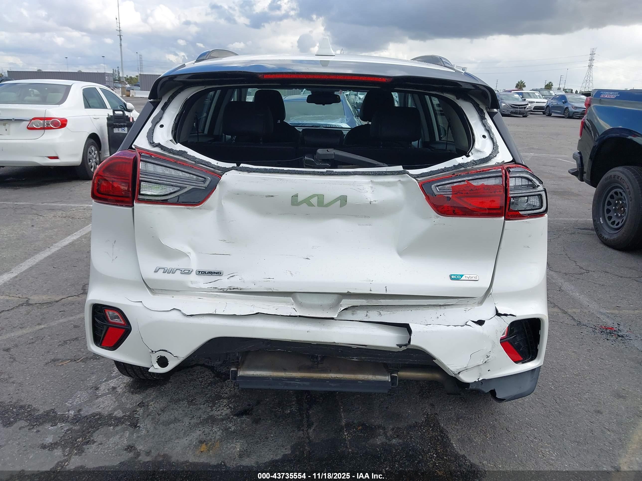 KIA NIRO image 6