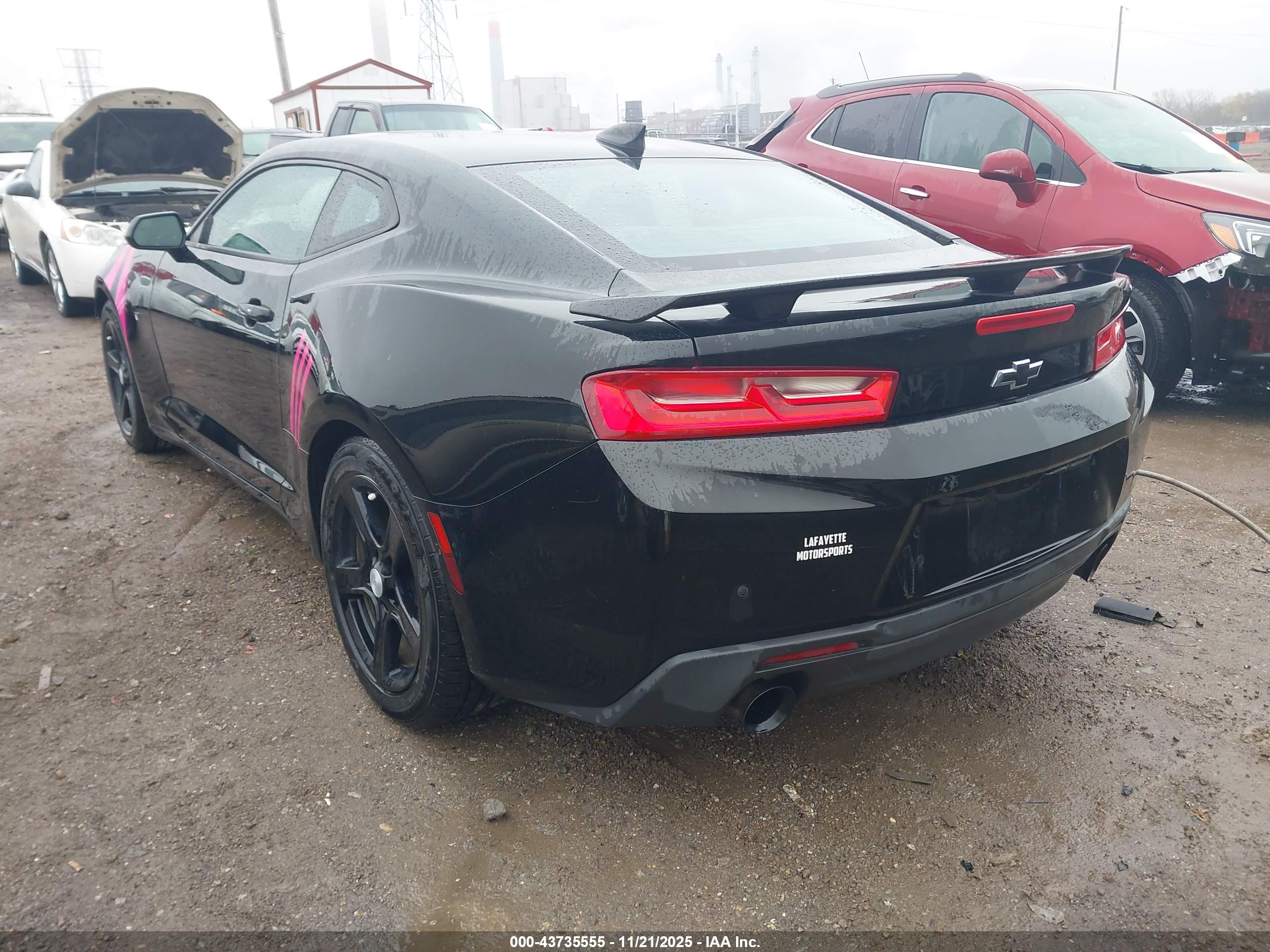CHEVROLET CAMARO image 3
