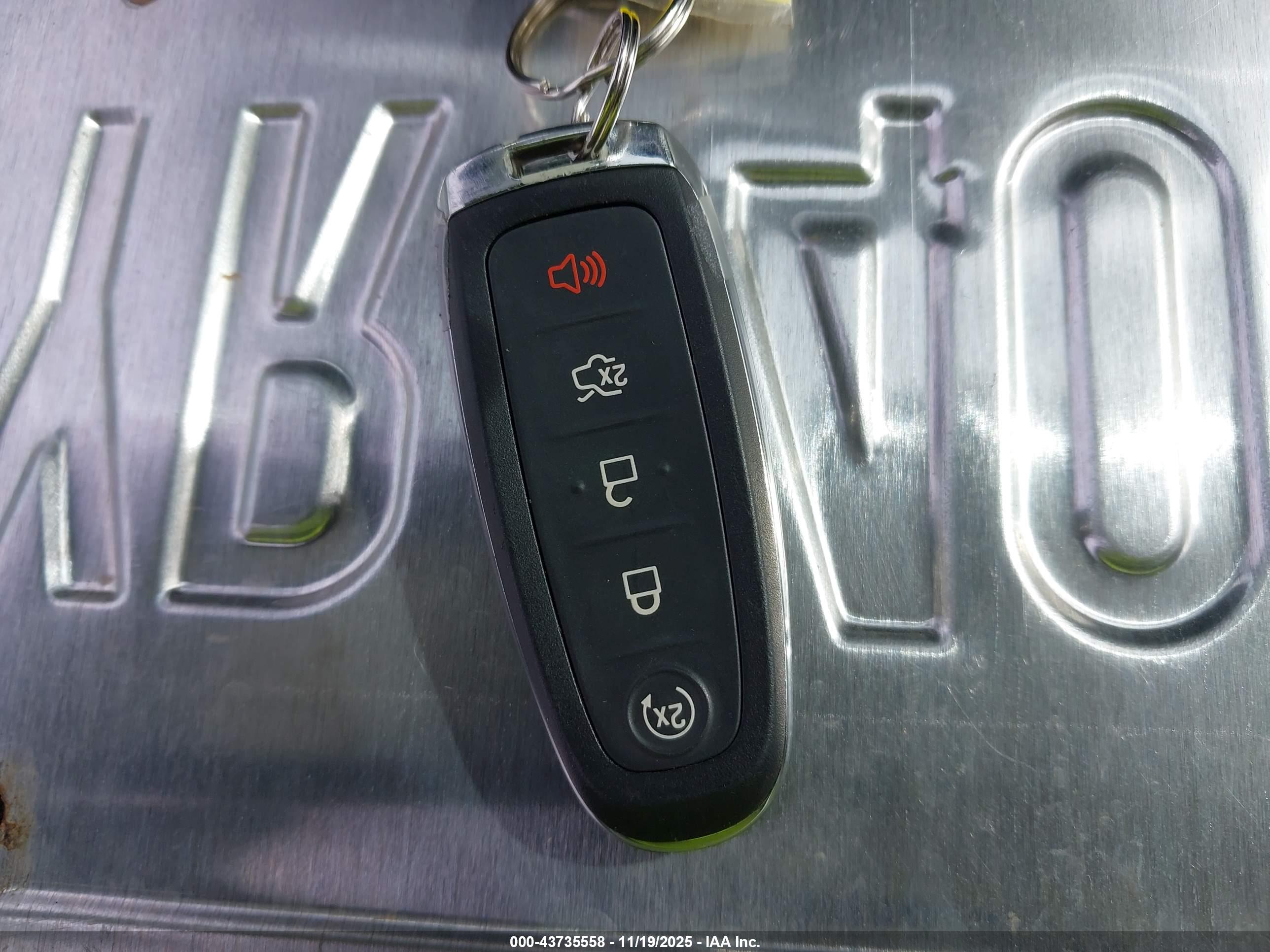 FORD EXPEDITION image 11
