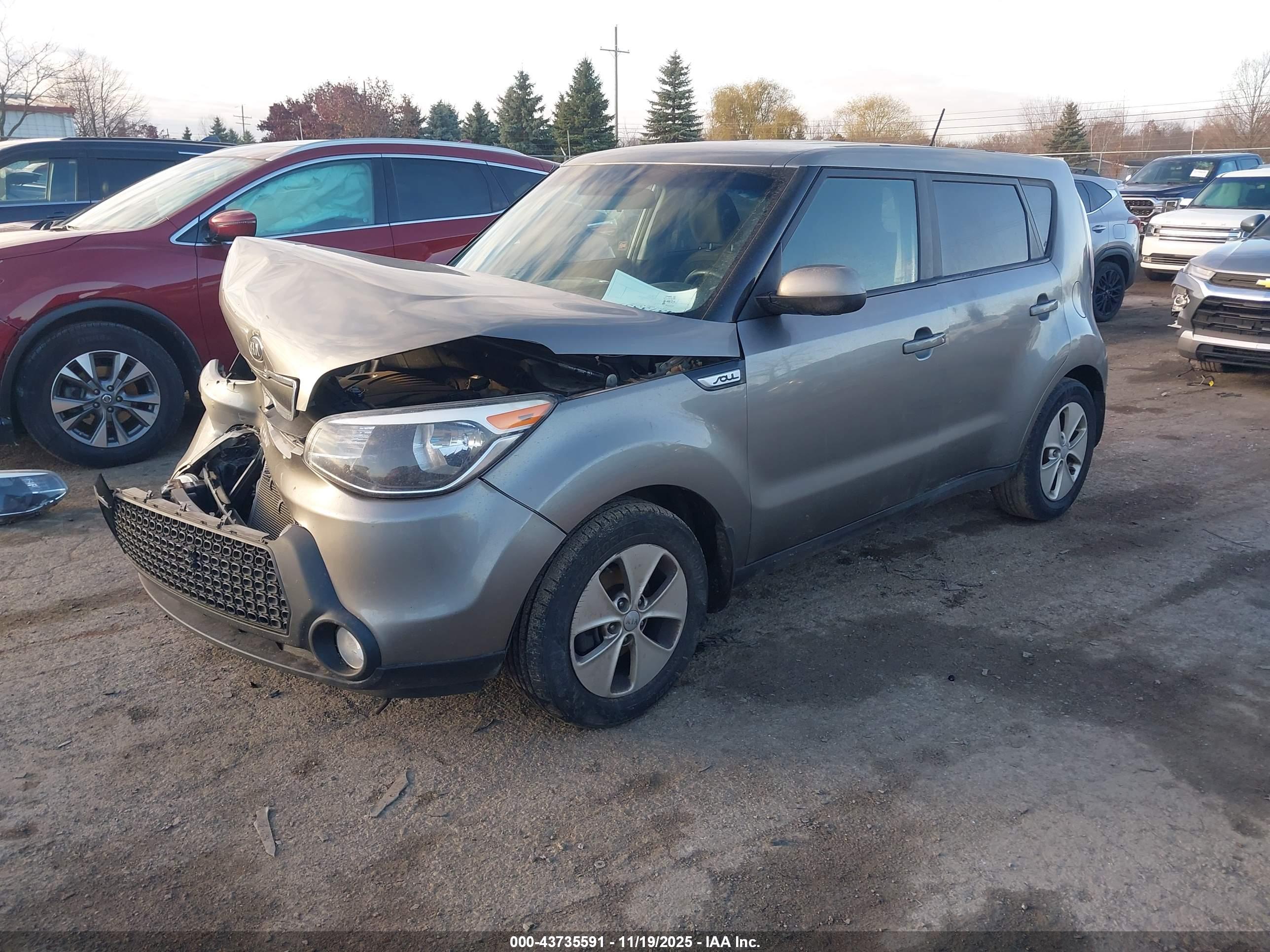 KIA SOUL image 2