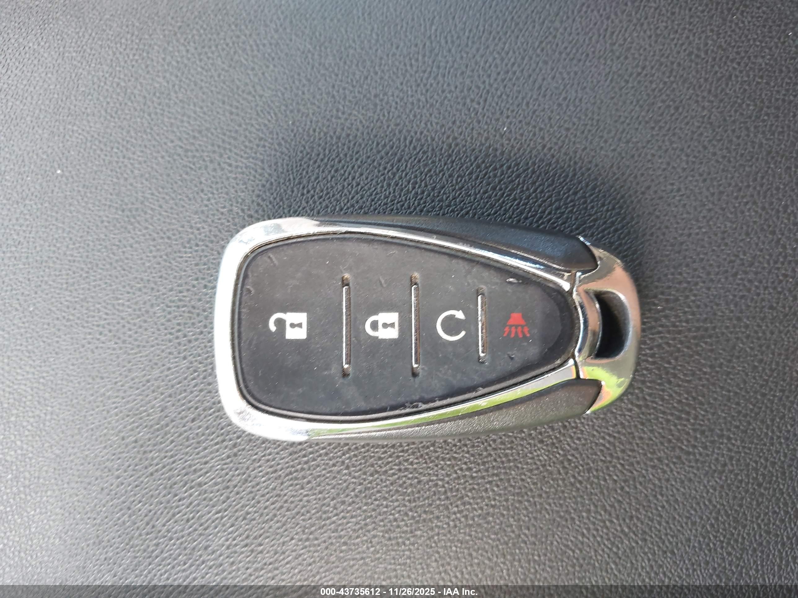 CHEVROLET EQUINOX image 11