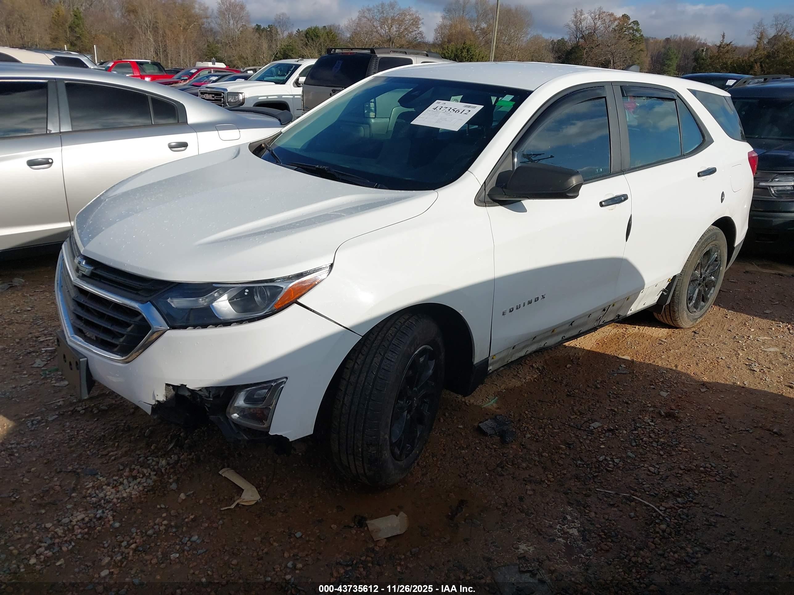 CHEVROLET EQUINOX image 2
