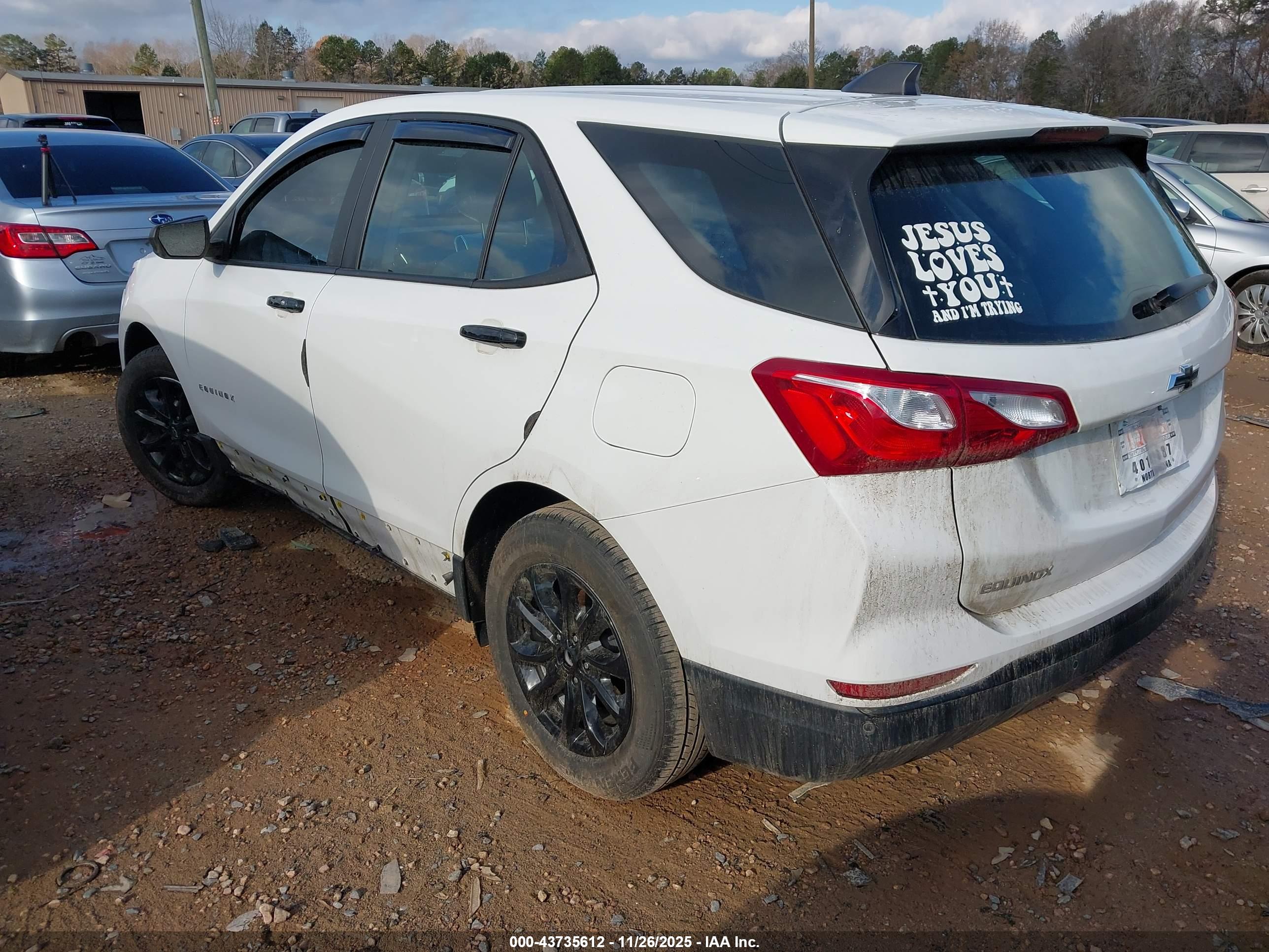 CHEVROLET EQUINOX image 3