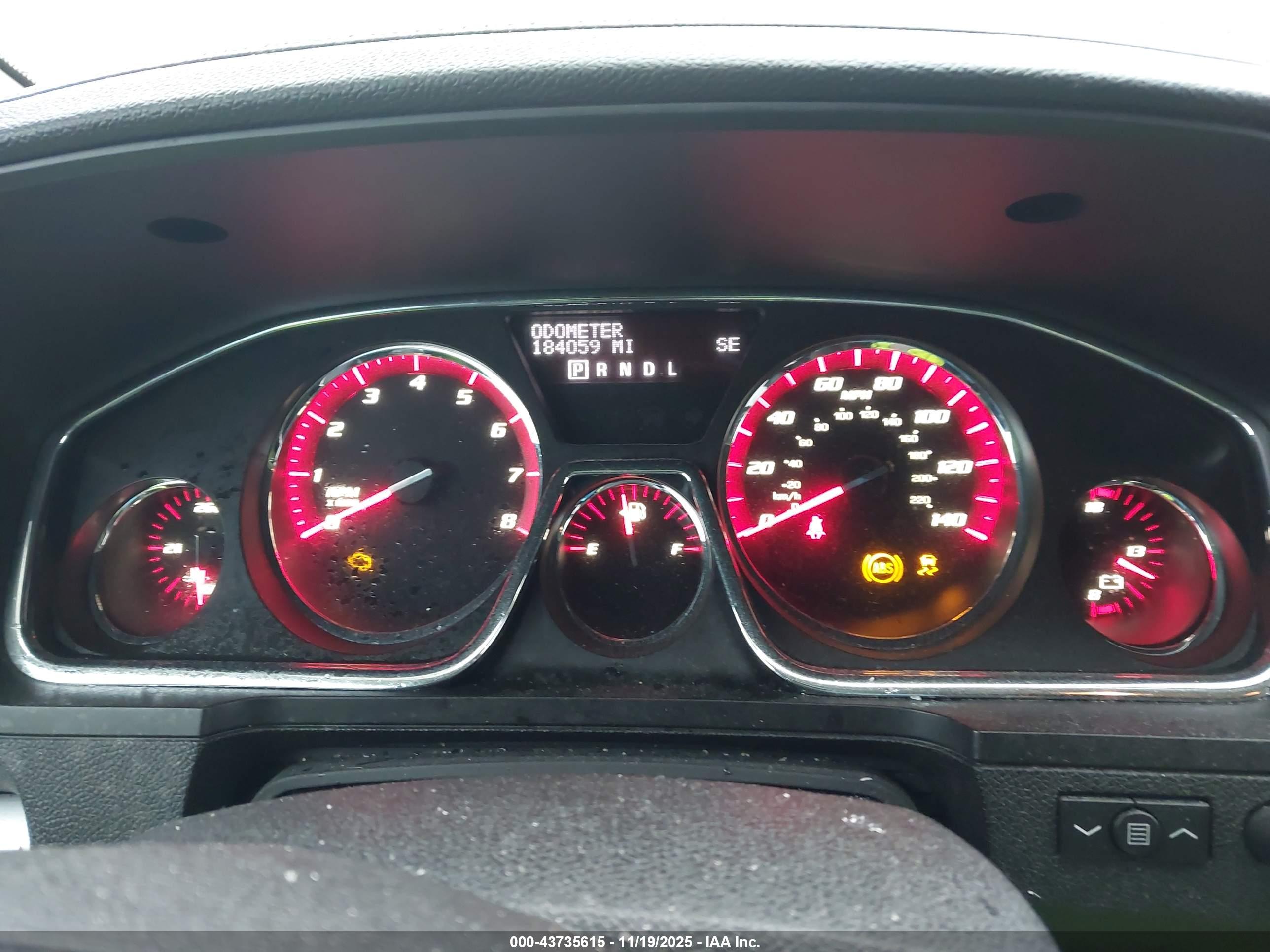 GMC ACADIA image 7