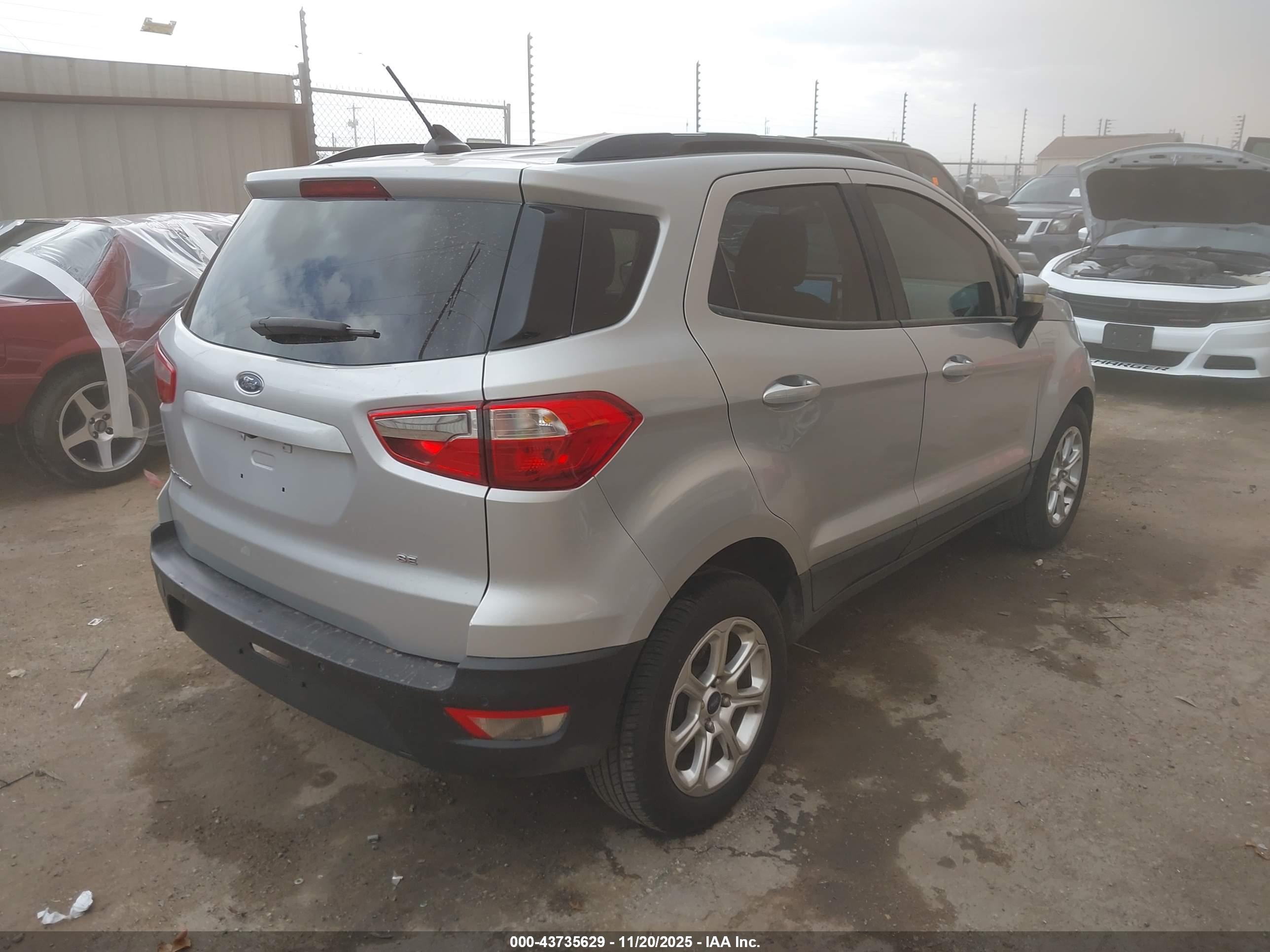 FORD ECOSPORT image 4