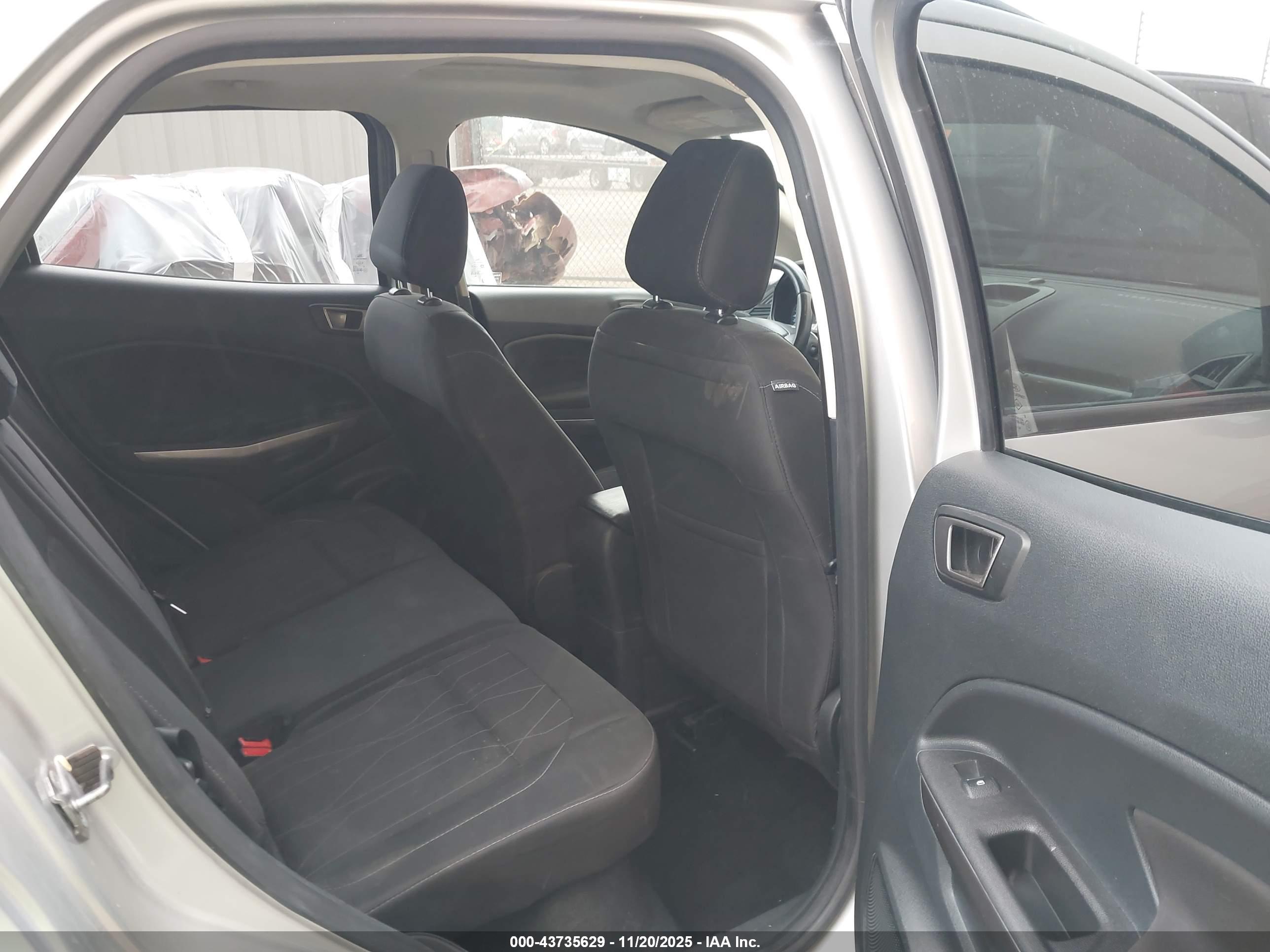 FORD ECOSPORT image 8