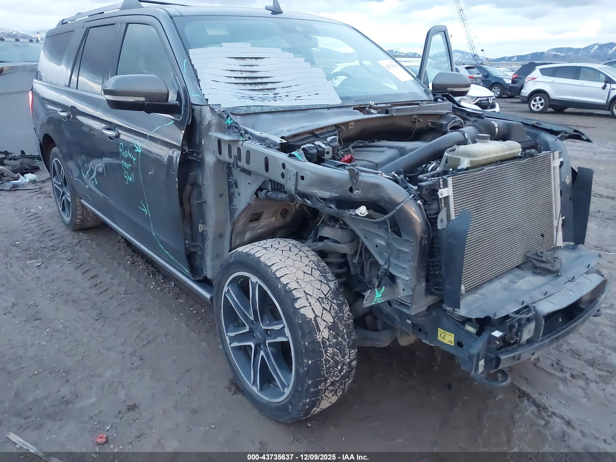 FORD EXPEDITION image 6