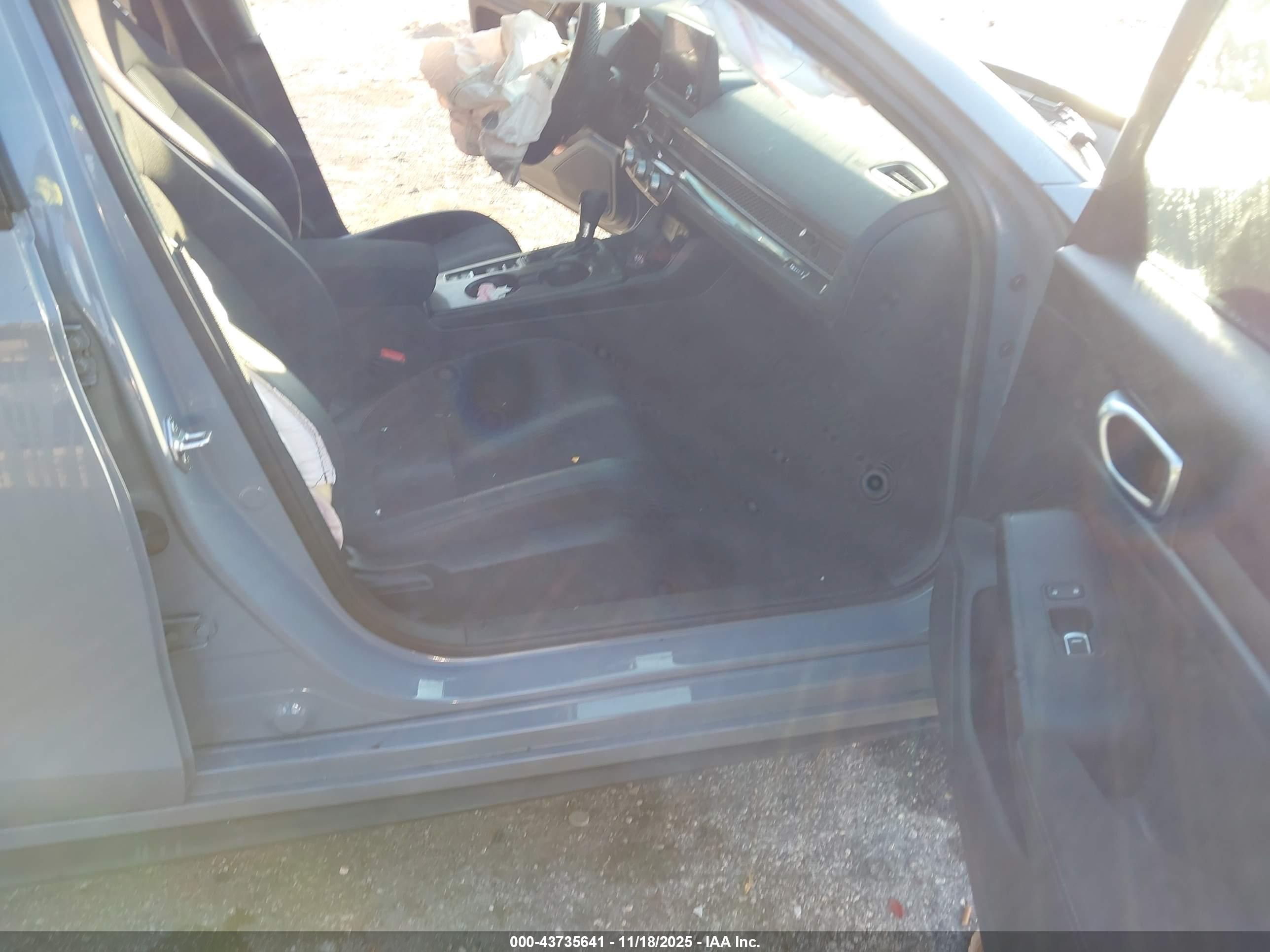 HONDA CIVIC image 5