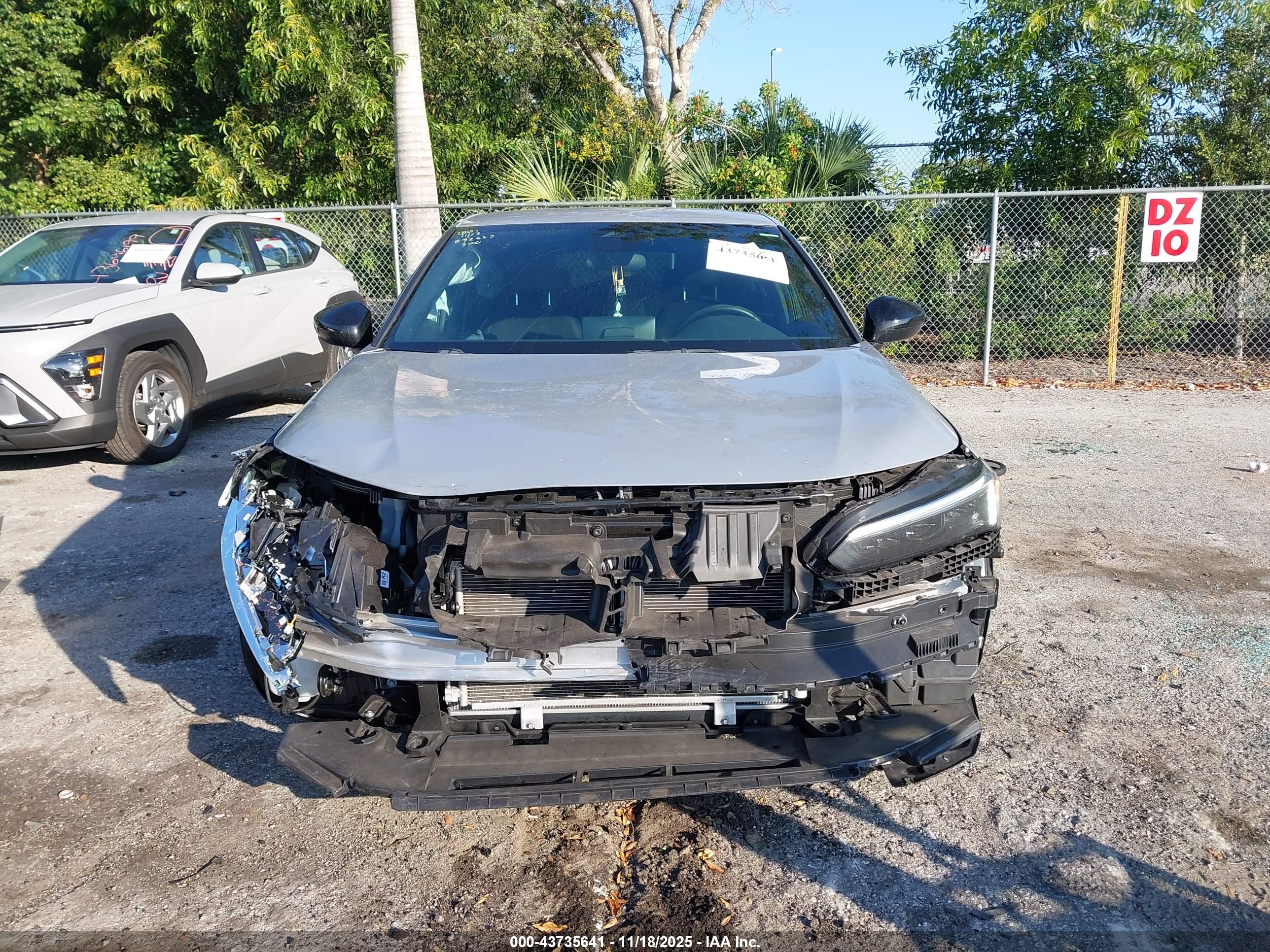 HONDA CIVIC image 6