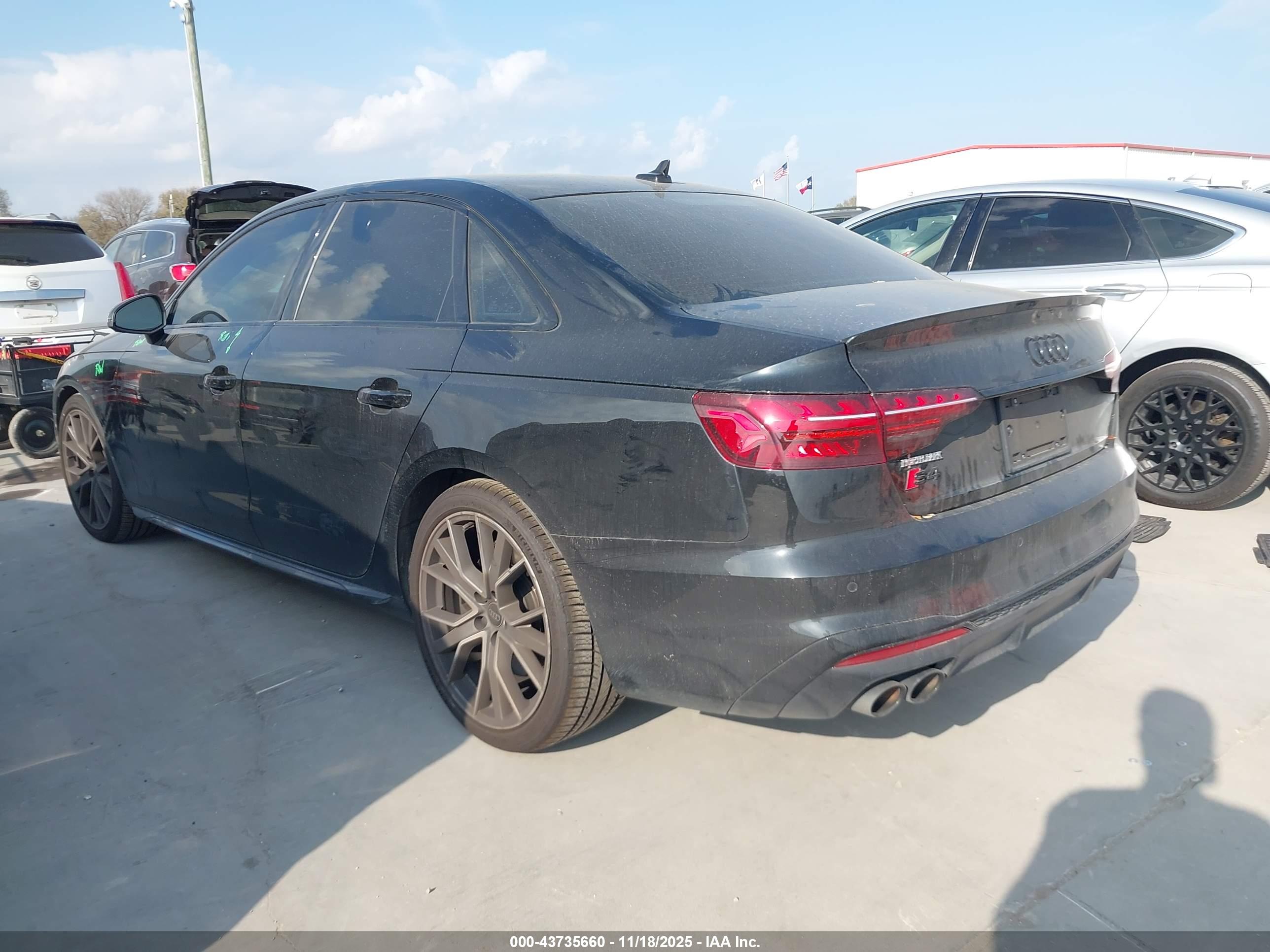 AUDI S4 image 3