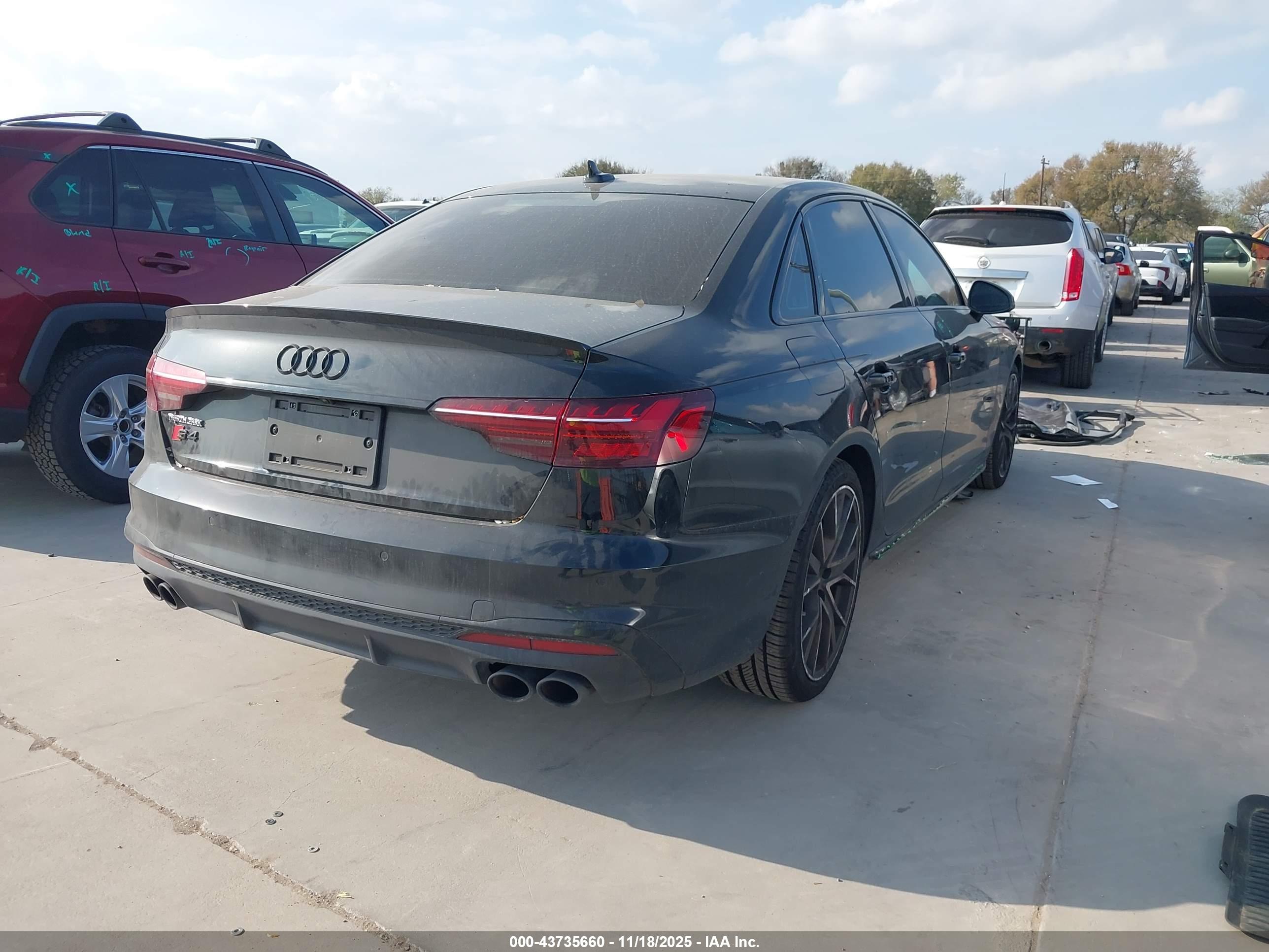 AUDI S4 image 4