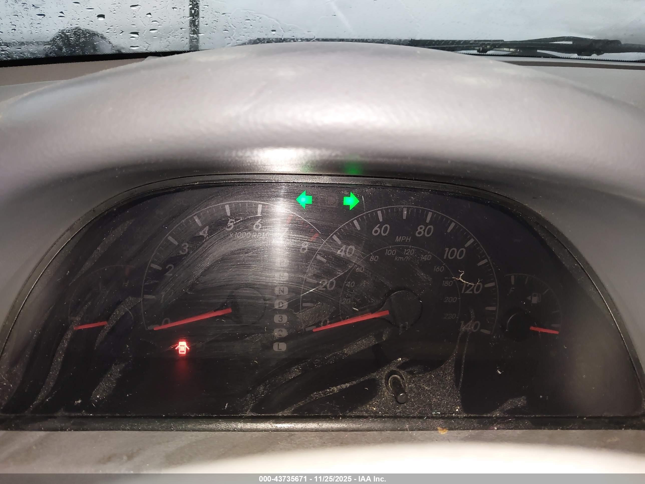 TOYOTA CAMRY image 7