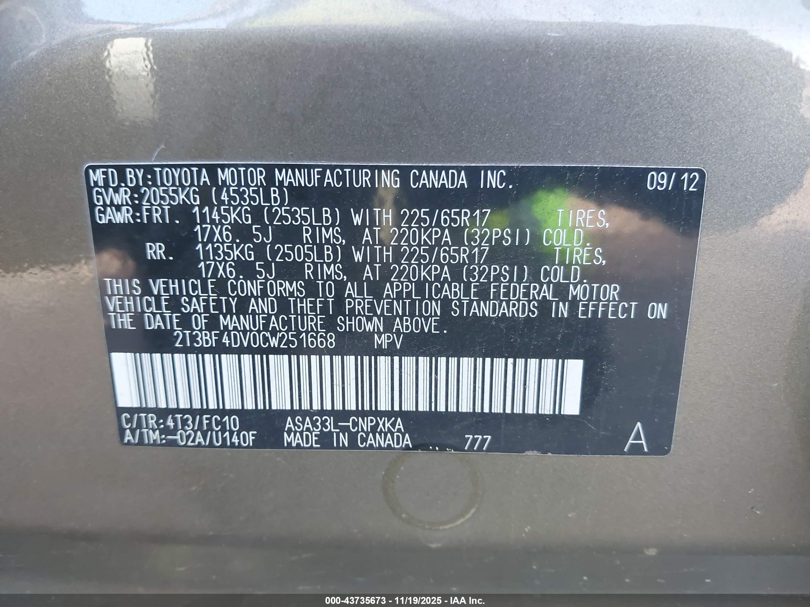 TOYOTA RAV4 image 9