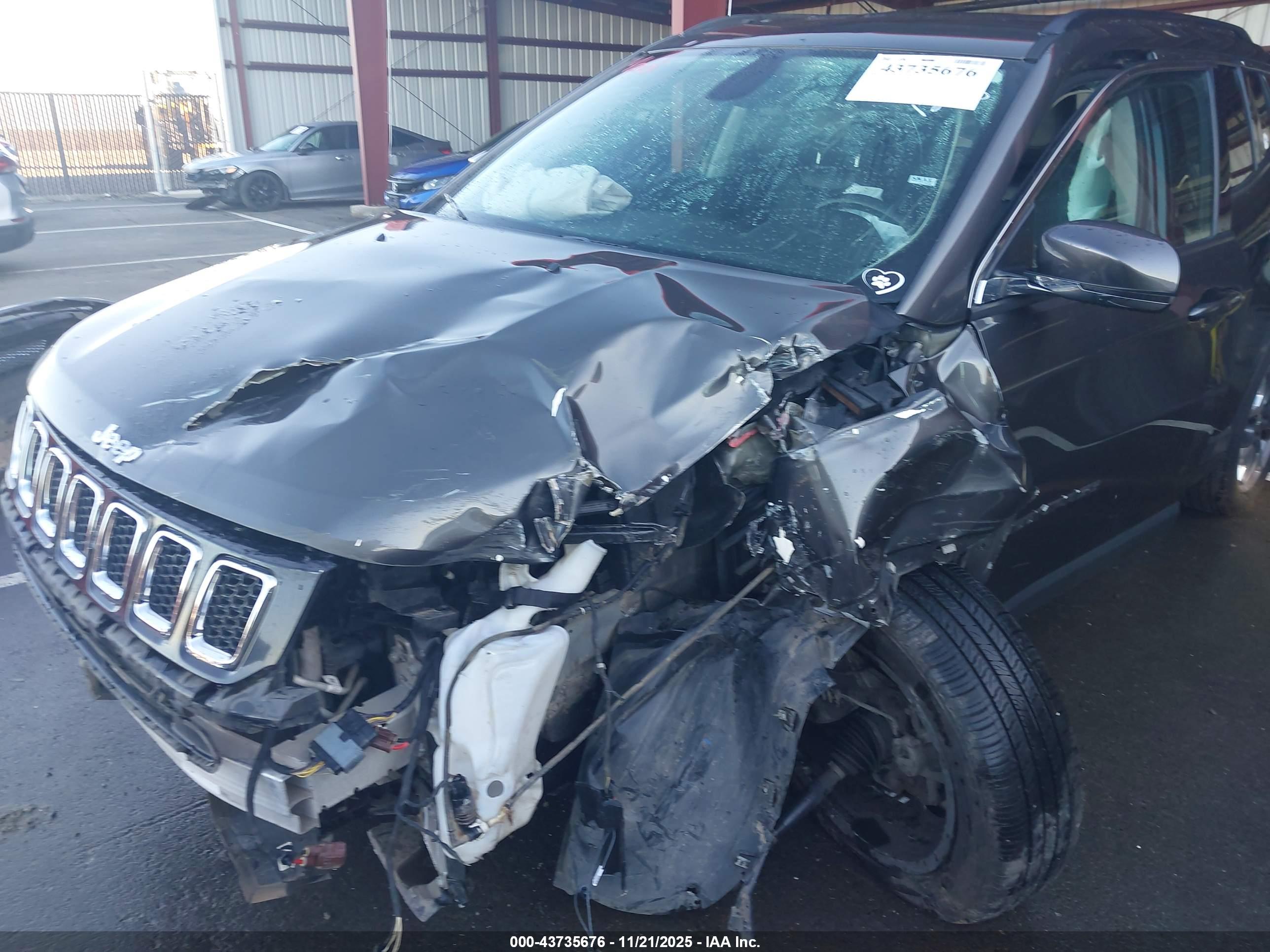 JEEP COMPASS image 6