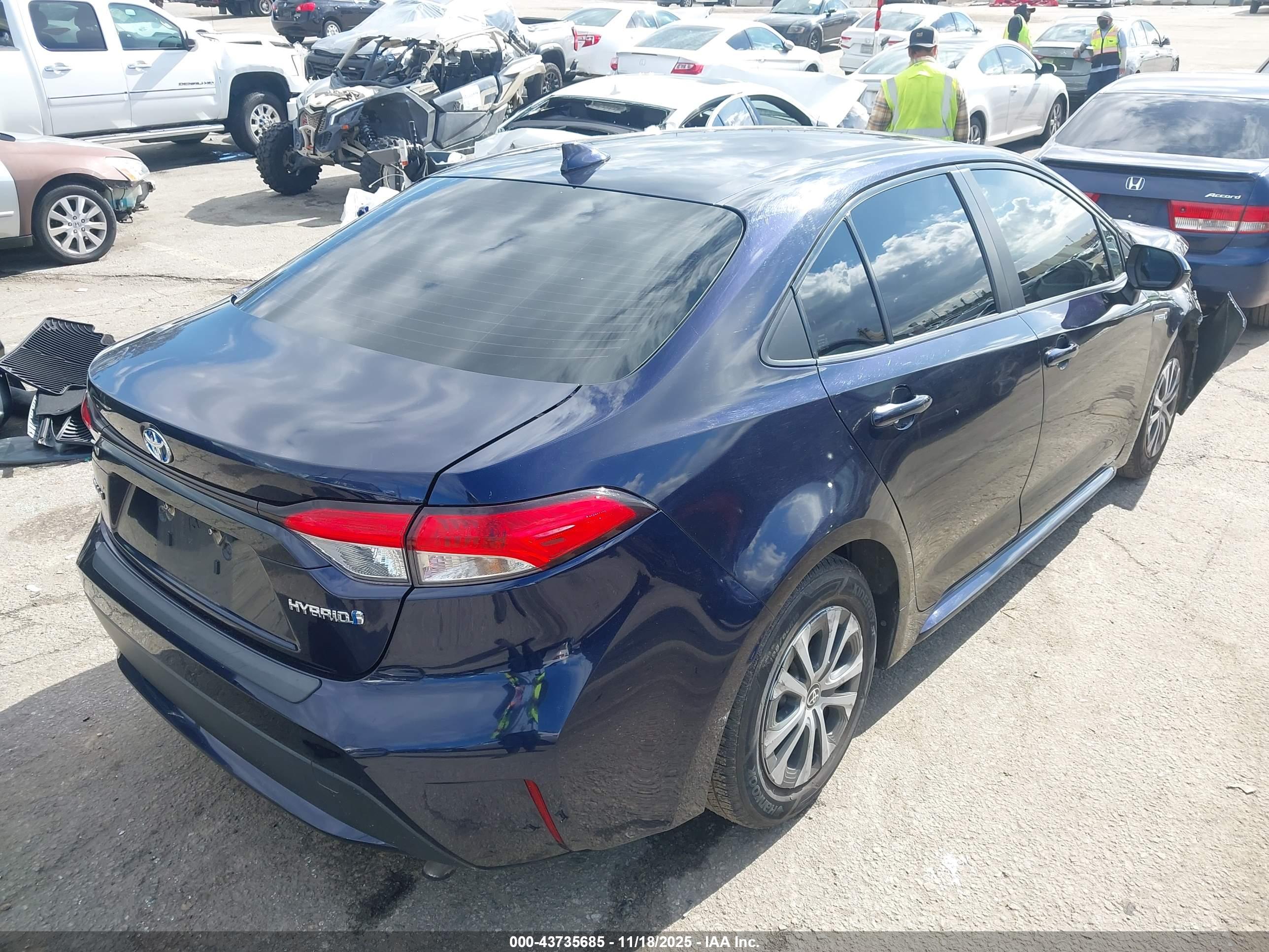 TOYOTA COROLLA image 4