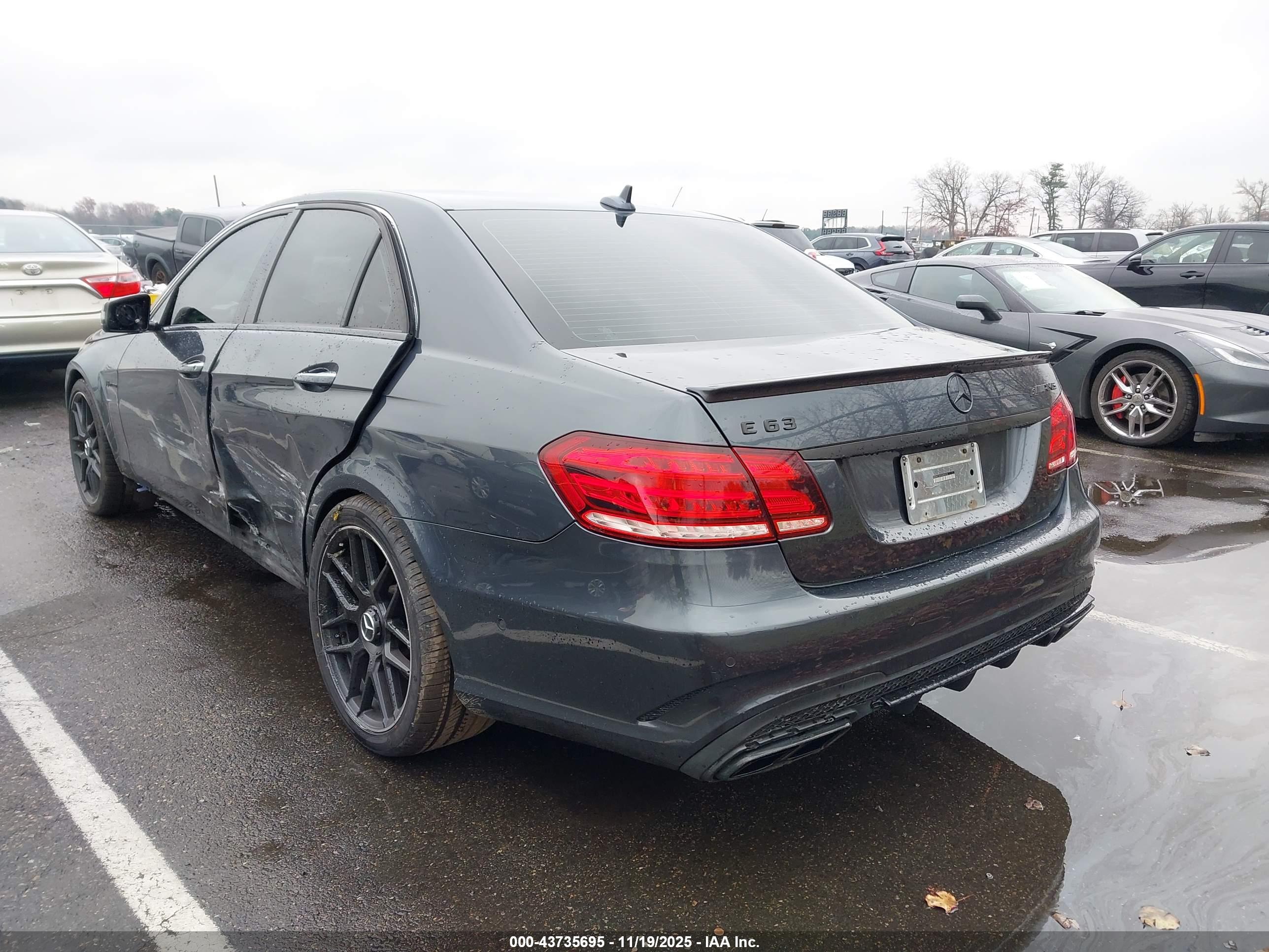 MERCEDES-BENZ E image 3