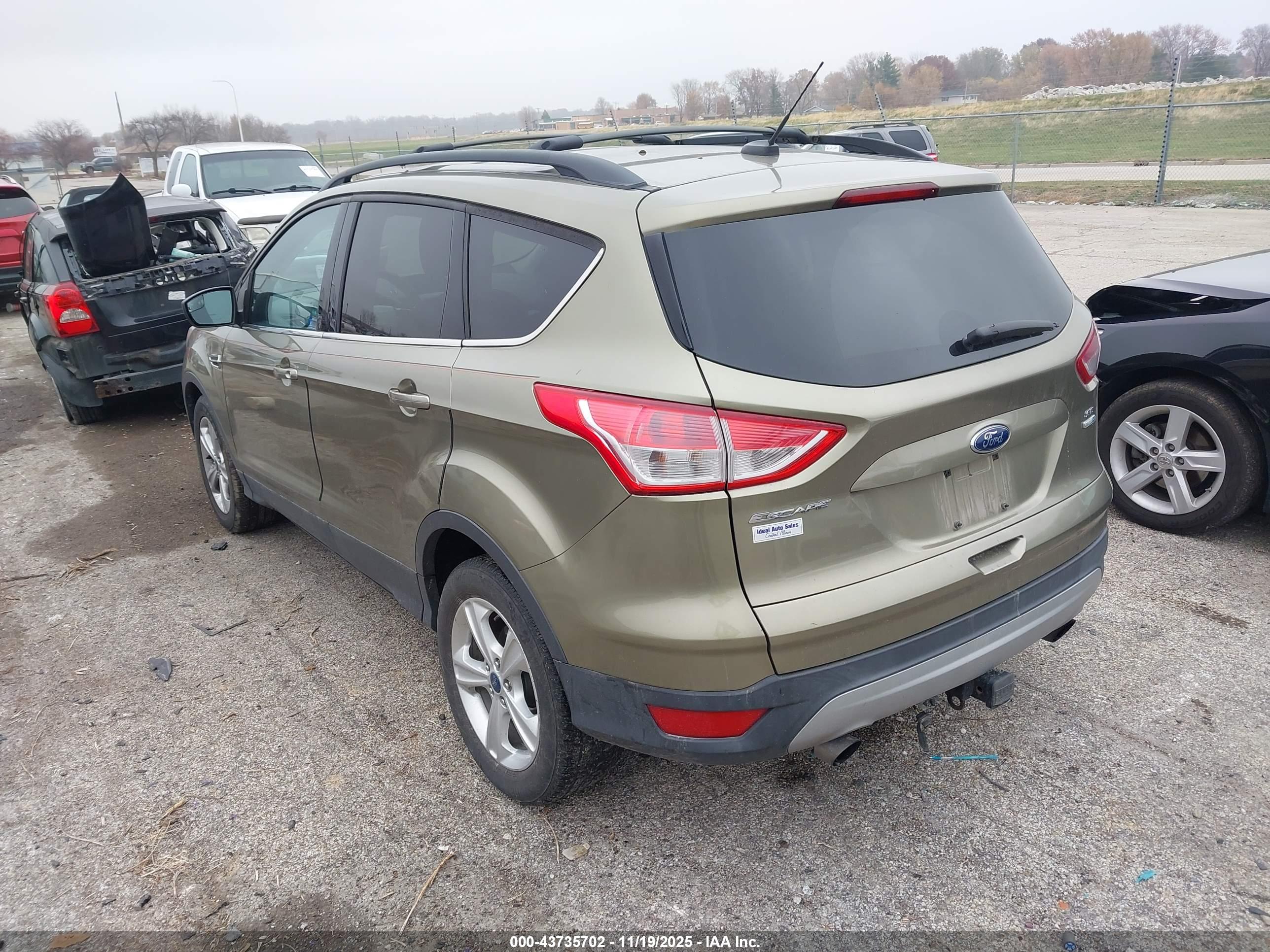 FORD ESCAPE image 3