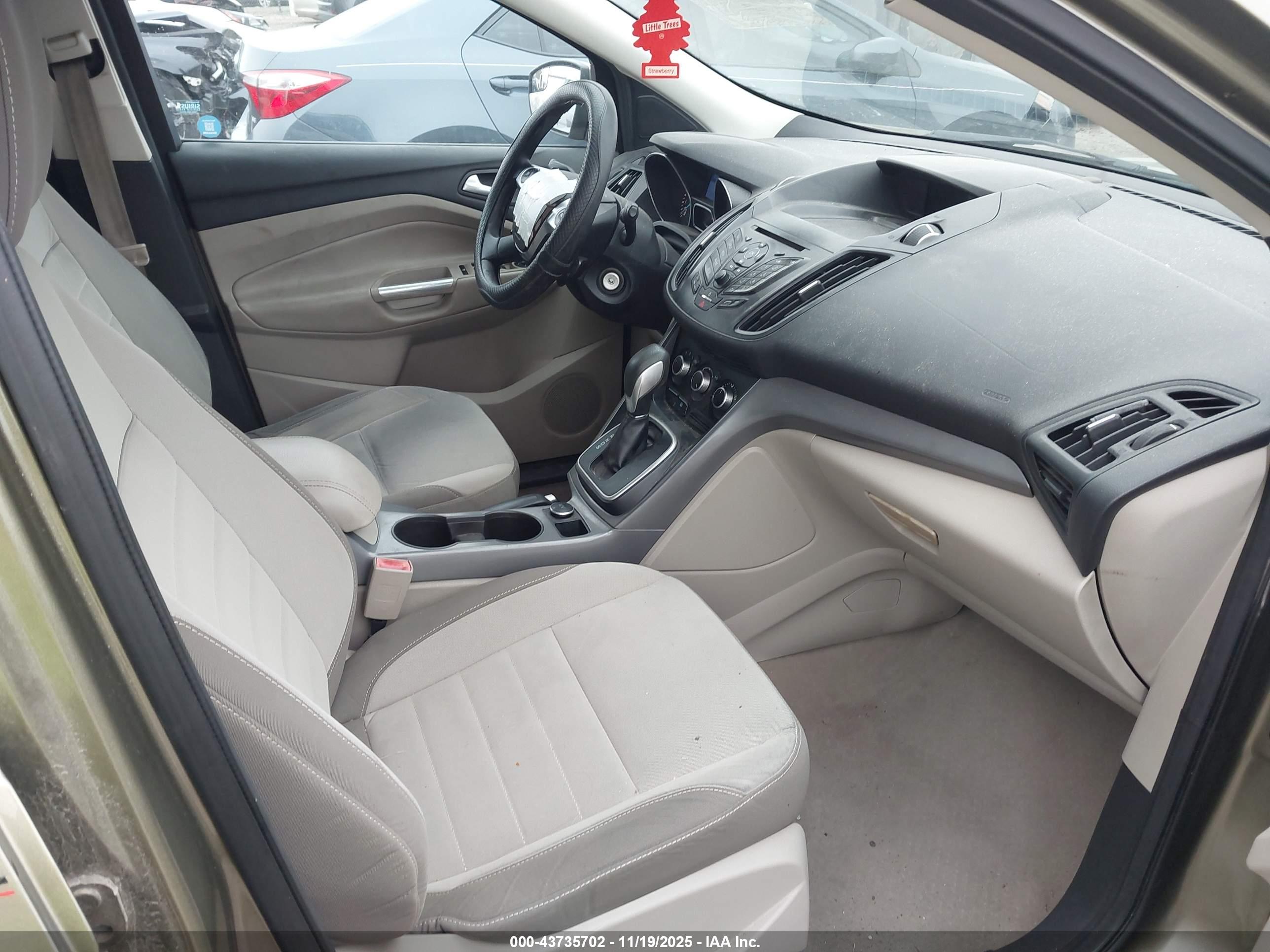 FORD ESCAPE image 5
