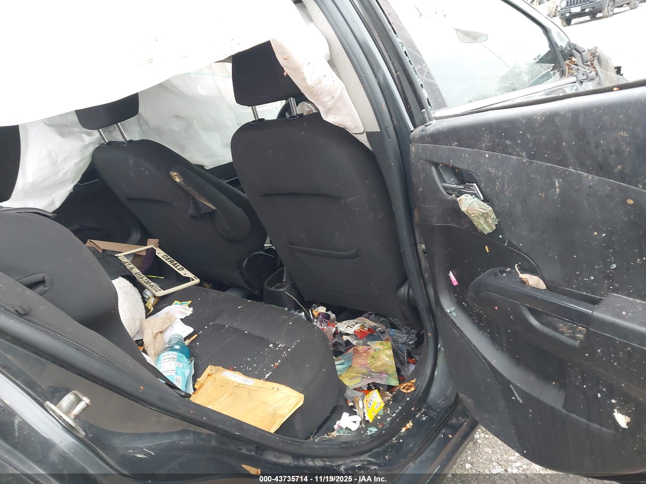 CHEVROLET SONIC image 8
