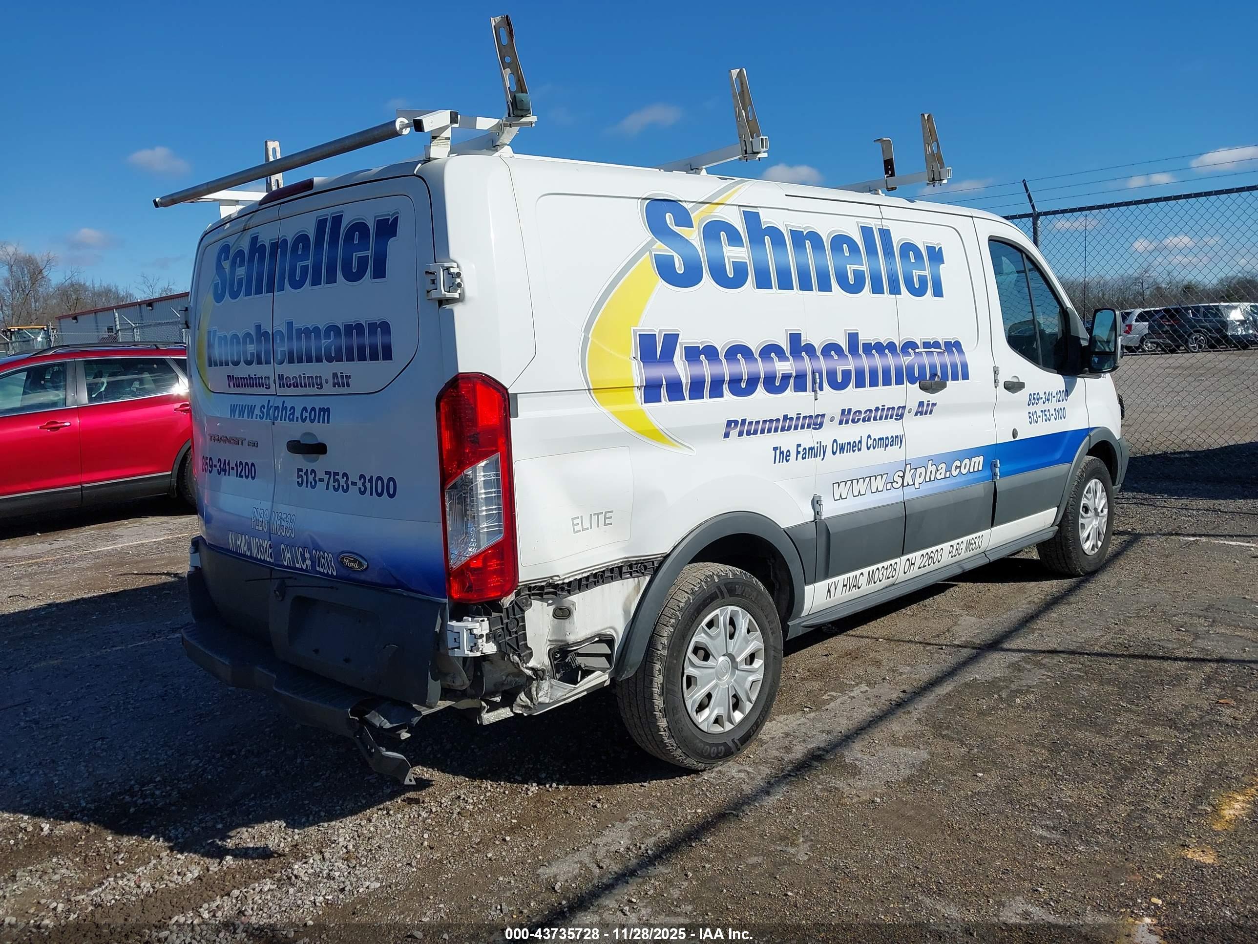 FORD TRANSIT-150 image 4