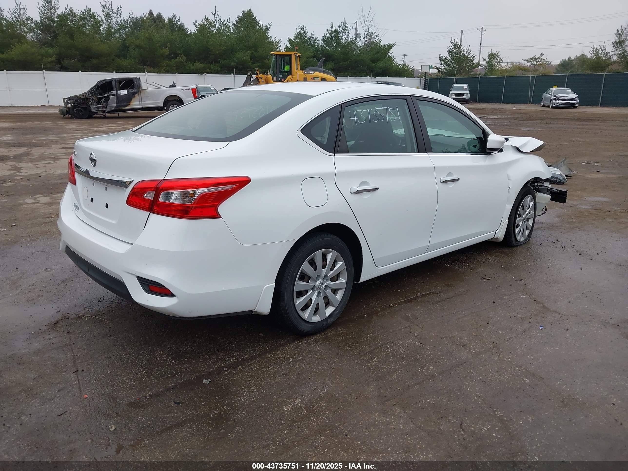NISSAN SENTRA image 4