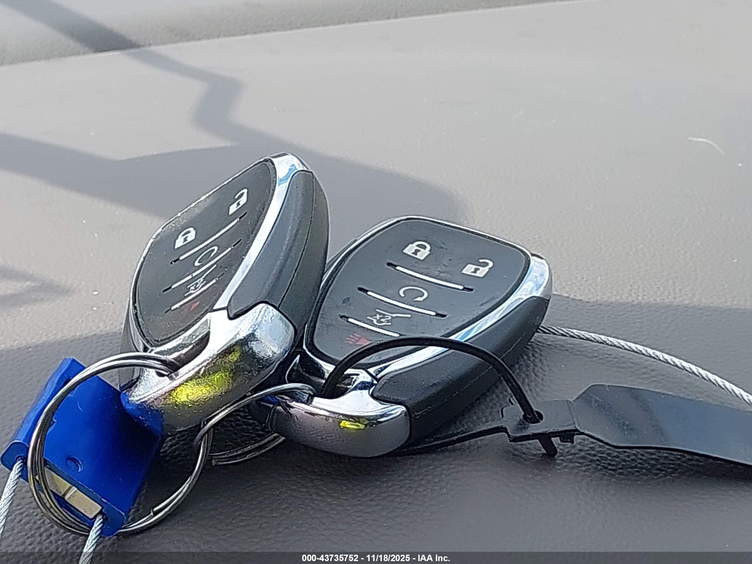 CHEVROLET TRAVERSE image 11
