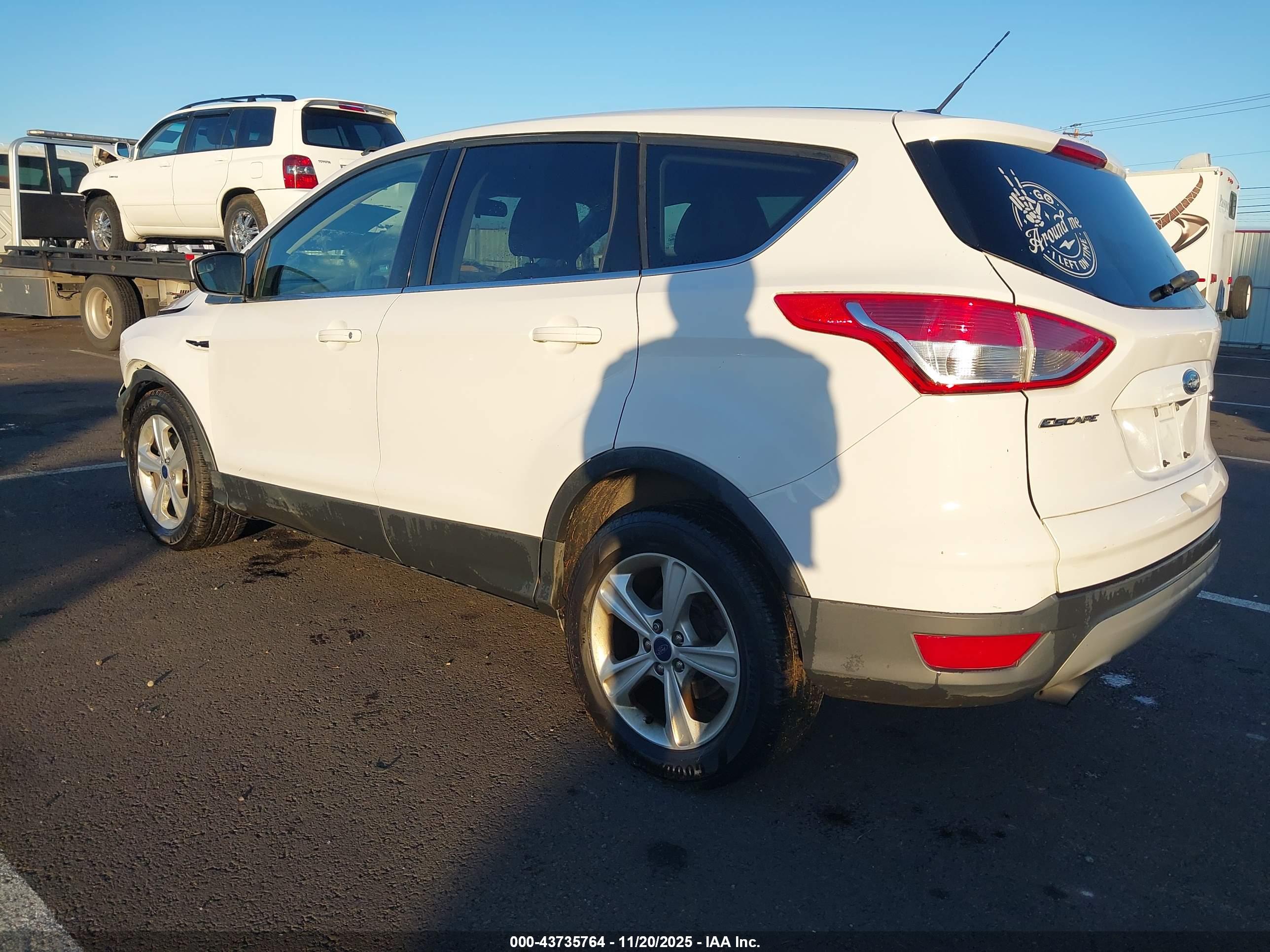 FORD ESCAPE image 3