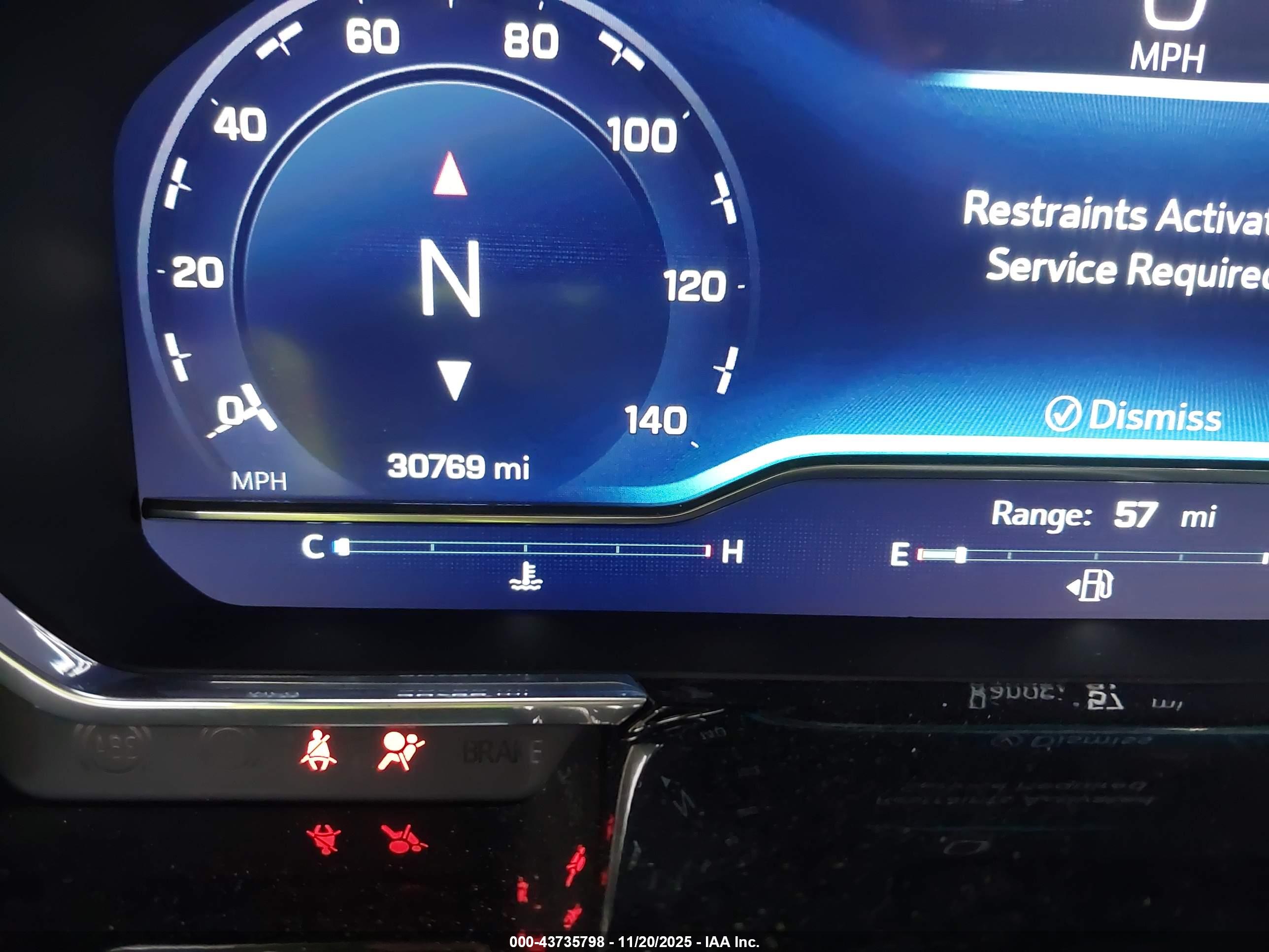 CHEVROLET SILVERADO image 6