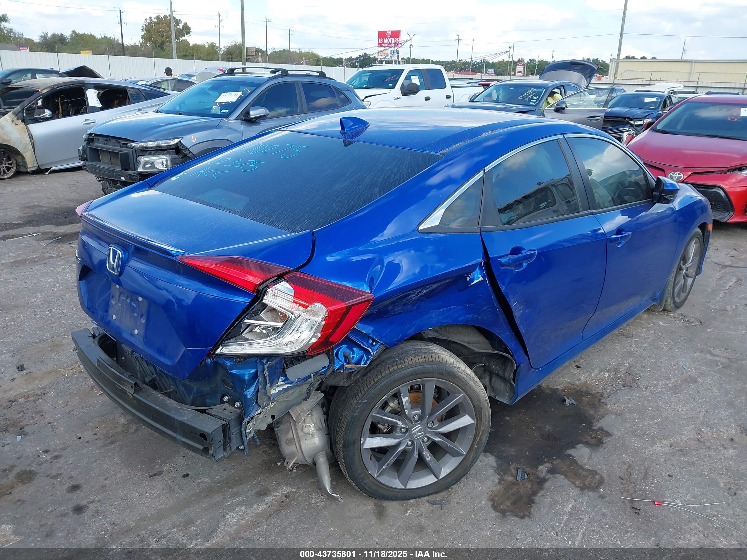 HONDA CIVIC image 4