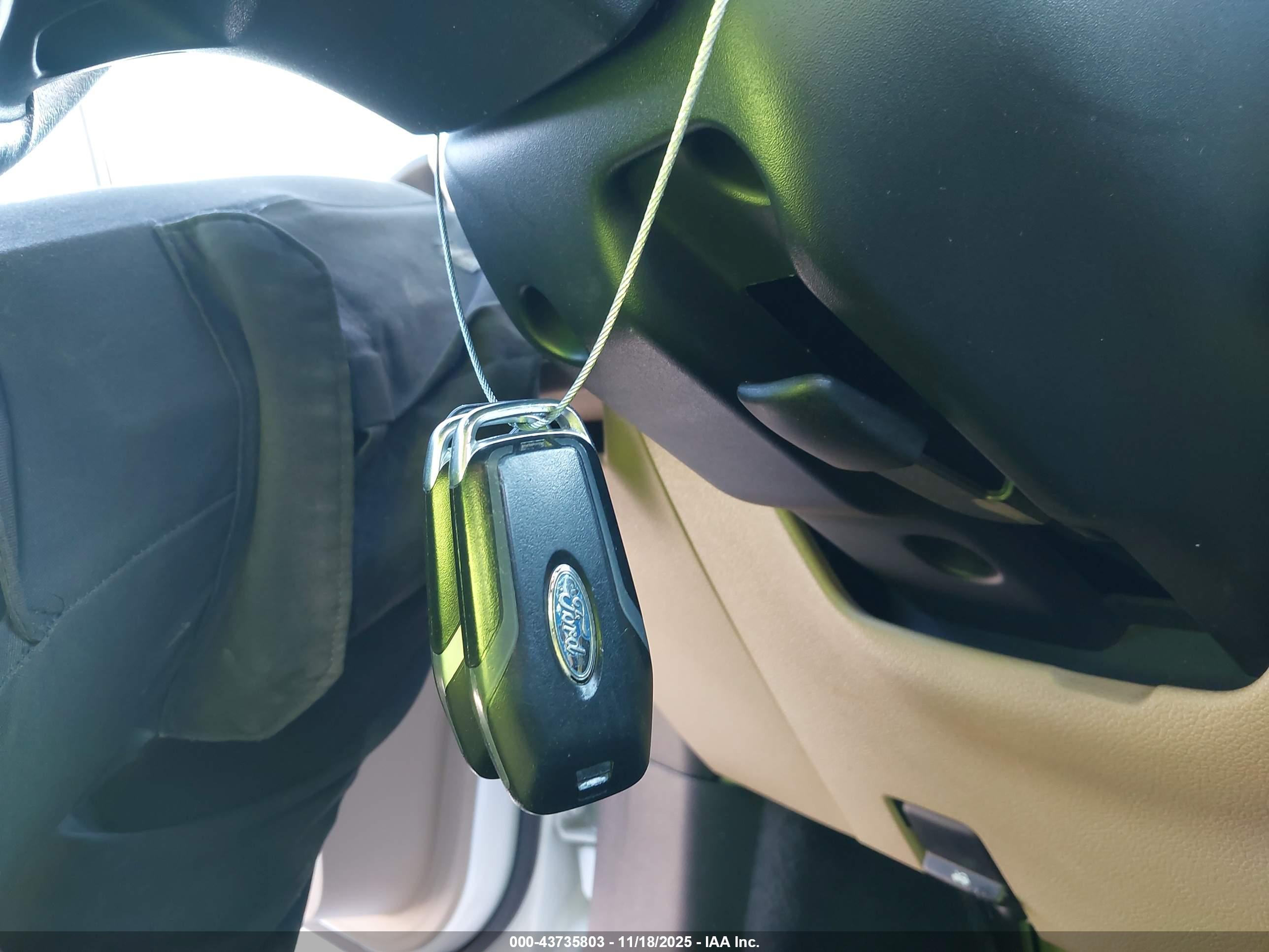 FORD EXPLORER image 11